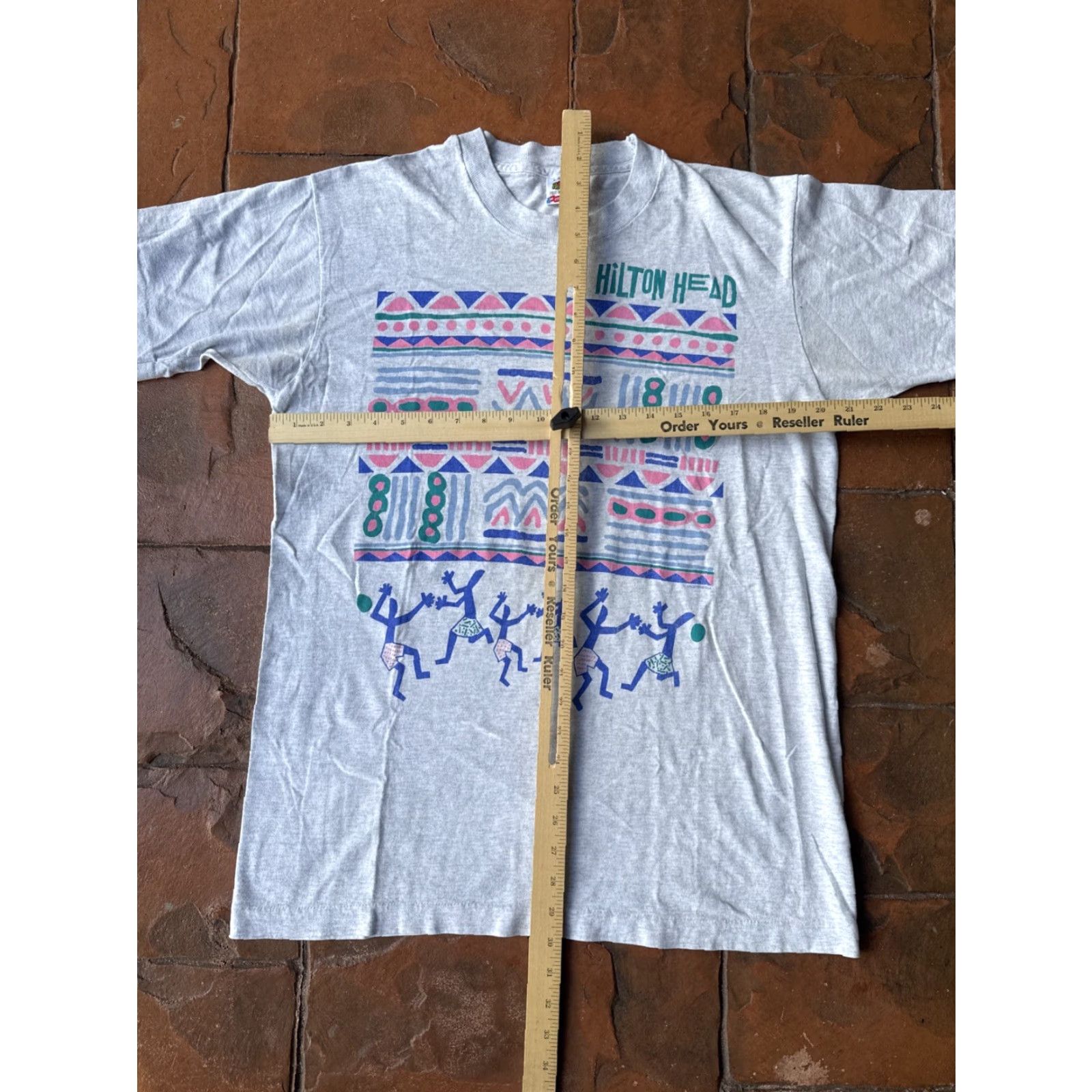 Fruit Of The Loom VINTAGE Hilton Head Tourist Souvenir T-Shirt Large USA Logo 90s Mens Cotton Blend Gray Short Sleeve Crew Neck Size US L / EU 52-54 / 3 - 6 Thumbnail