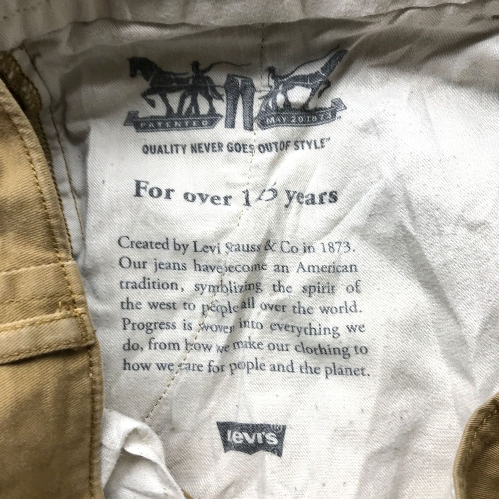 Vintage Levis Strauss Khaki Pants Mens 32x34 Straight Fill Stretch Beige Casual Twill Khakis Pants Mens Regular Brown 32 34 Straight Pocket Zipper Button Size US 32 / EU 48 - 6 Thumbnail