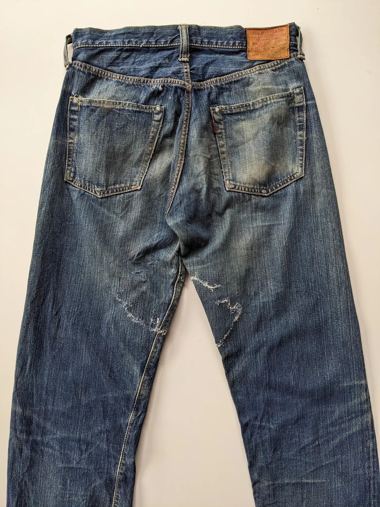 The Real McCoy's Joe McCoy distressed selvedge jeans Size US 30 / EU 46 - 2 Thumbnail