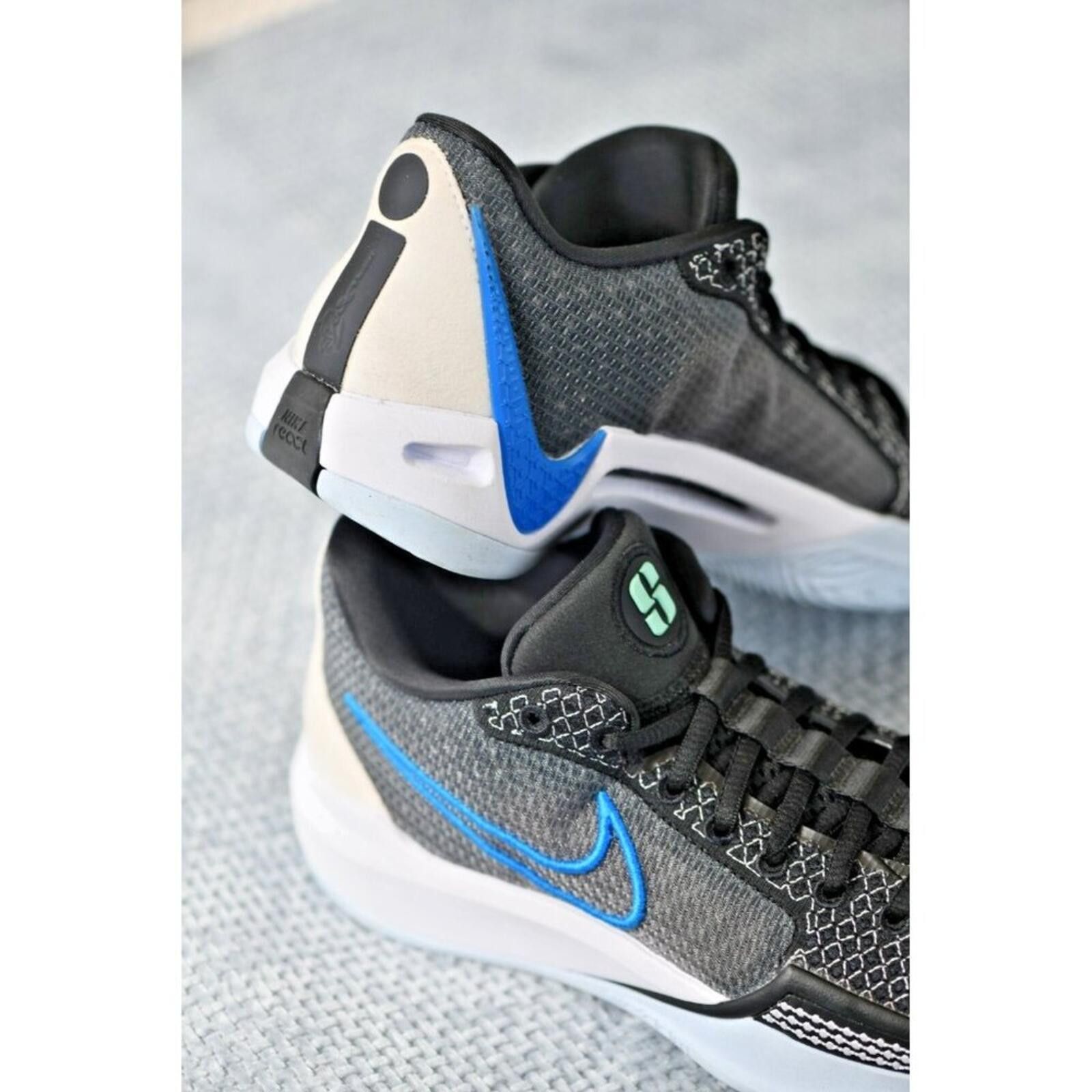 Nike NIKE Sabrina 1 "Family Bonds" Basketball Shoe | FQ3381-001 Size US 6 / IT 36 - 11 Thumbnail
