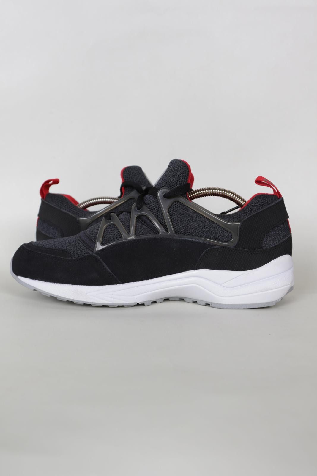 Nike 2015' Nike Huarache Light Low-Top Sneakers Size US 9.5 / EU 42-43 - 4 Thumbnail