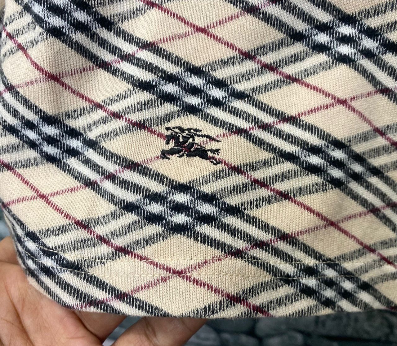 Burberry Vintage Burberry London Tshirt Size M / US 6-8 / IT 42-44 - 3 Thumbnail