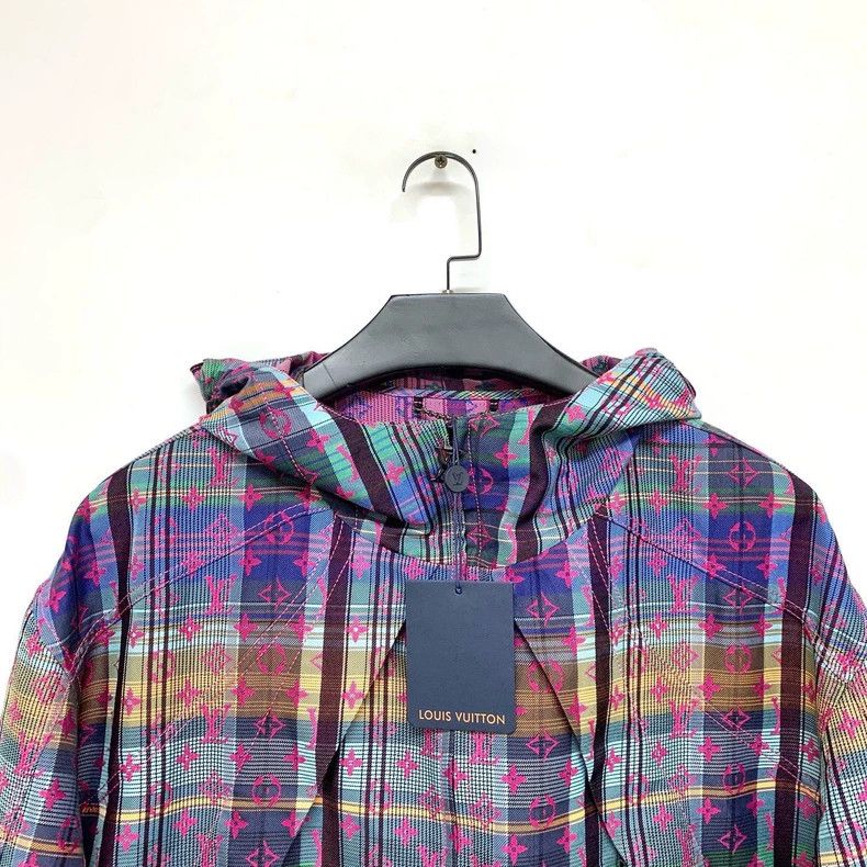 Louis Vuitton Louis Vuitton Full-print presbyopic hooded jacket Size US L / EU 52-54 / 3 - 3 Thumbnail