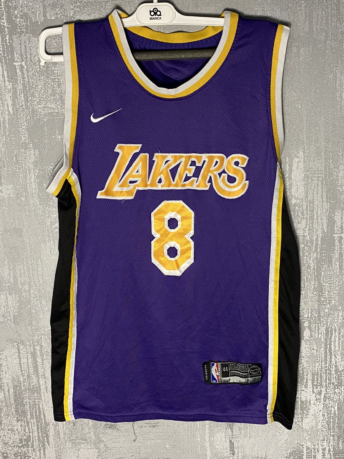 NBA × Nike Vintage NBA Lakers basketball Nike Jersey #8 Bryant Size US S / EU 44-46 / 1 - 1 Thumbnail