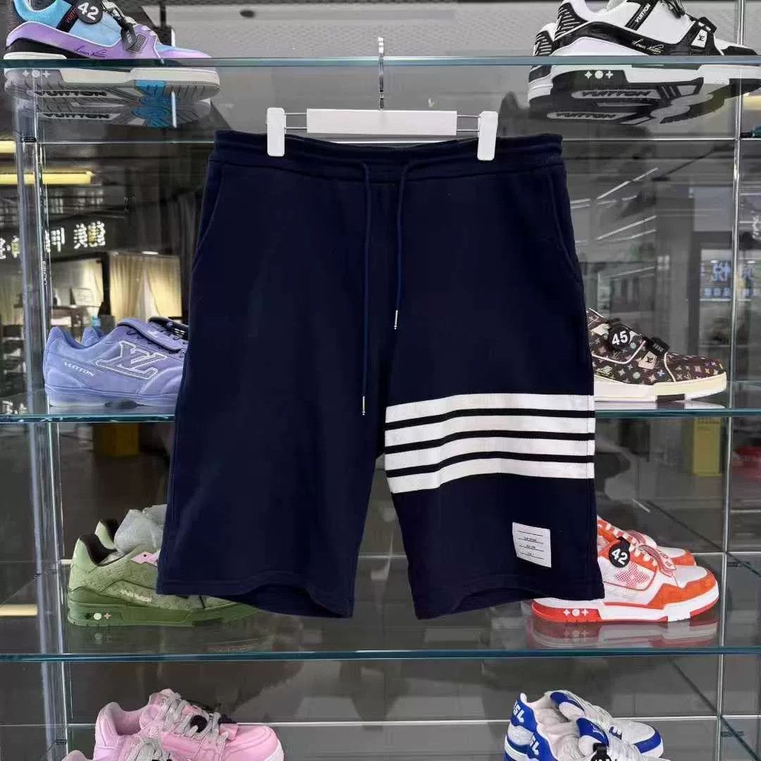 Thom Browne Thom Browne Classic Four-Bar Stripe Shorts Size US 32 / EU 48 - 1 Thumbnail