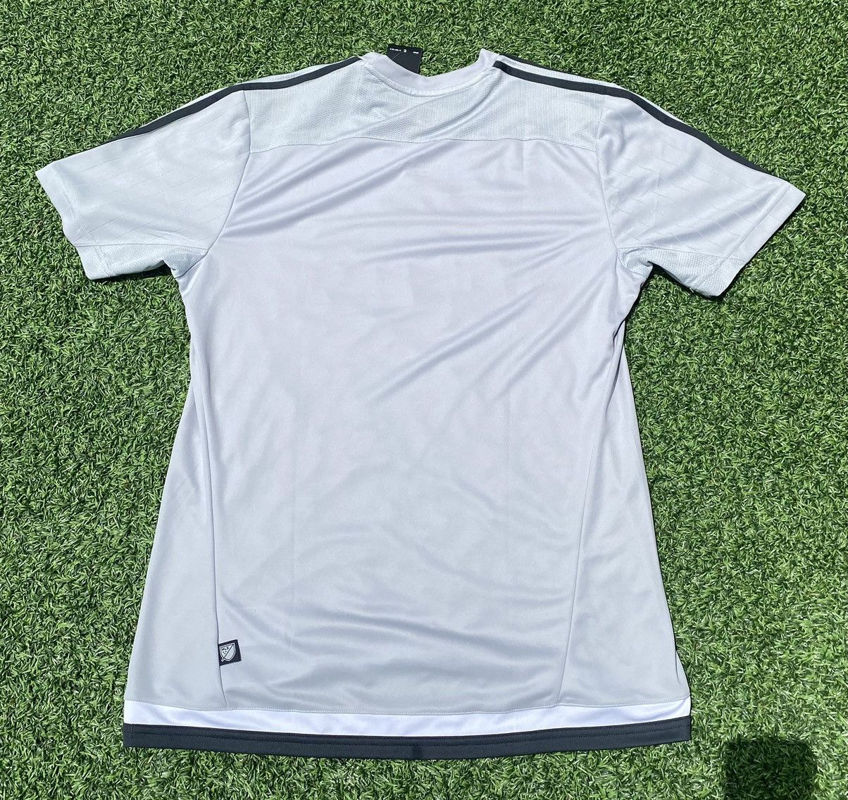 Adidas × Vintage Columbus Crew Training Jersey Grey Size US M / EU 48-50 / 2 - 2 Thumbnail
