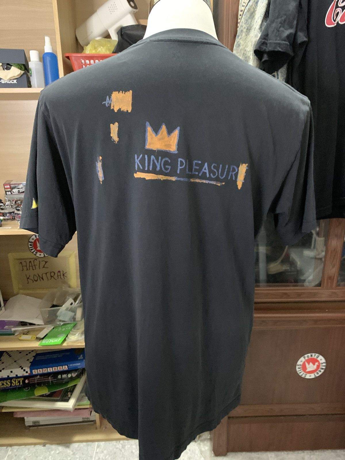 Jean-Michel Basquiat Uniclo X Jean-michel basquiat casual tee shirt Size US XL / EU 56 / 4 - 5 Thumbnail
