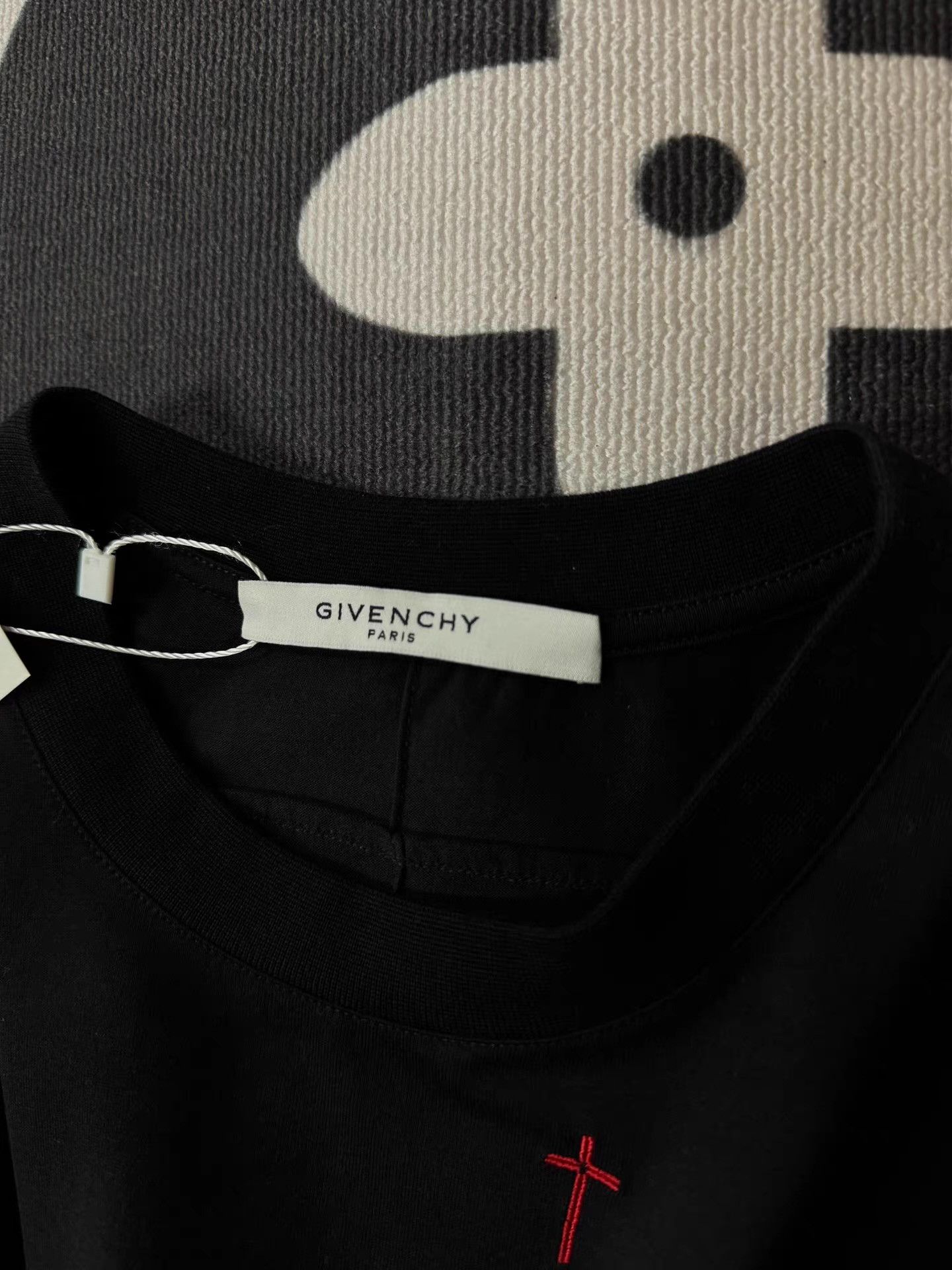 Givenchy GIVENCHY Lily Black Short Sleeve Q10 Size US XS / EU 42 / 0 - 3 Thumbnail