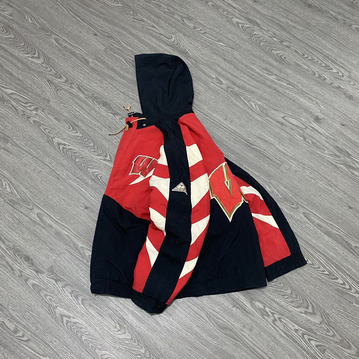 Vintage Vtg 90s Apex One University of Wisconsin Badgers "Sharktooth Size US L / EU 52-54 / 3 - 2 Thumbnail