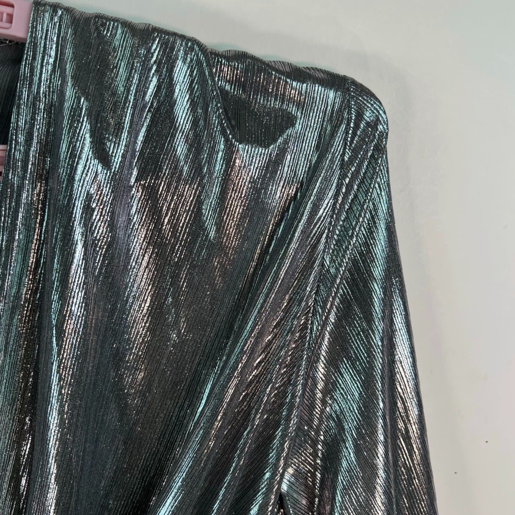 Vintage SCENE STEALER METALLIC DRESS Womens Midi Pullover Dress V-Neck Silver Wrap Dress Long Sleeve XS/Size M not applicable Size M / US 6-8 / IT 42-44 - 2 Thumbnail