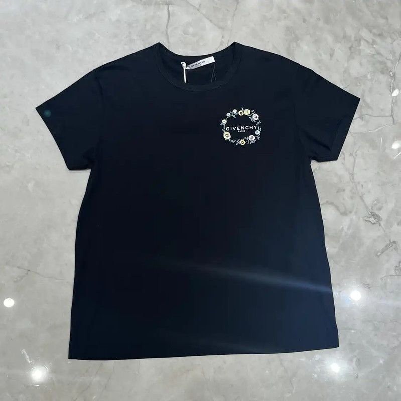 Givenchy Givenchy Black Cotton Embroidered Short Sleeve T-Shirt 0089 Size L / US 10 / IT 46 - 1 Thumbnail