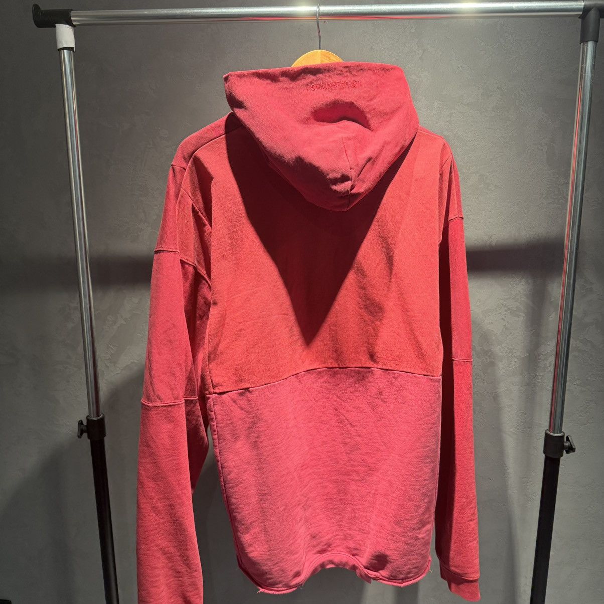 Balenciaga LIMITED EDITION 48/50 Balenciaga reconstructed hoodie Size US XXS / EU 40 - 2 Thumbnail