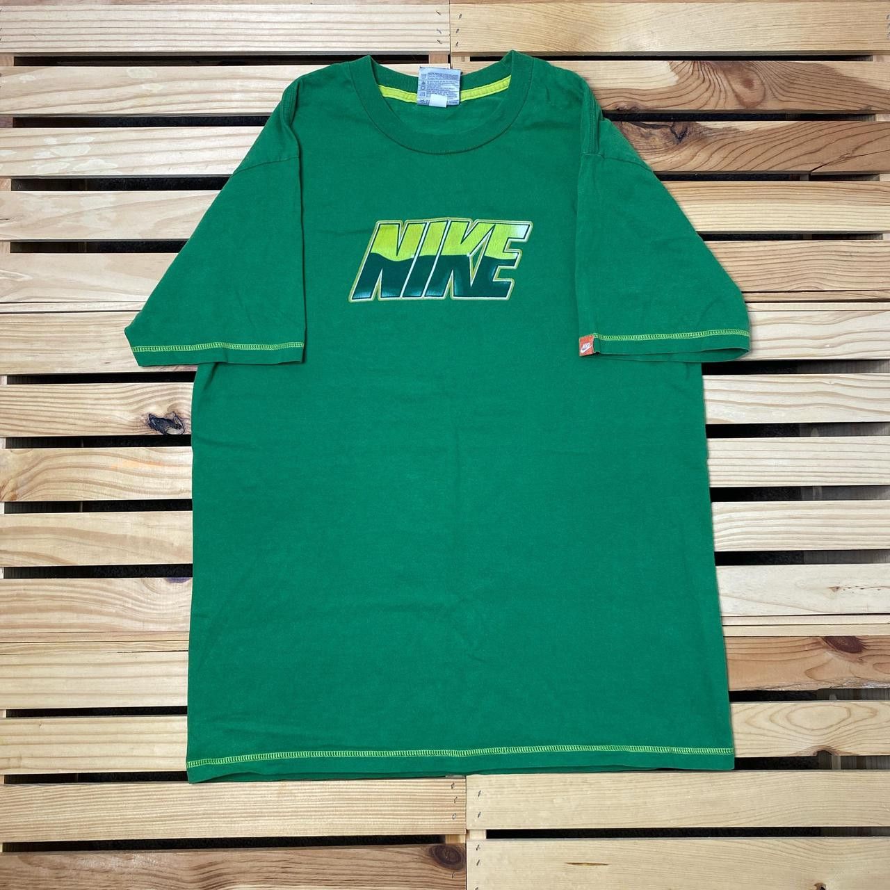 Nike Vintage Nike Green Tee Size Large Size US L / EU 52-54 / 3 - 1 Thumbnail