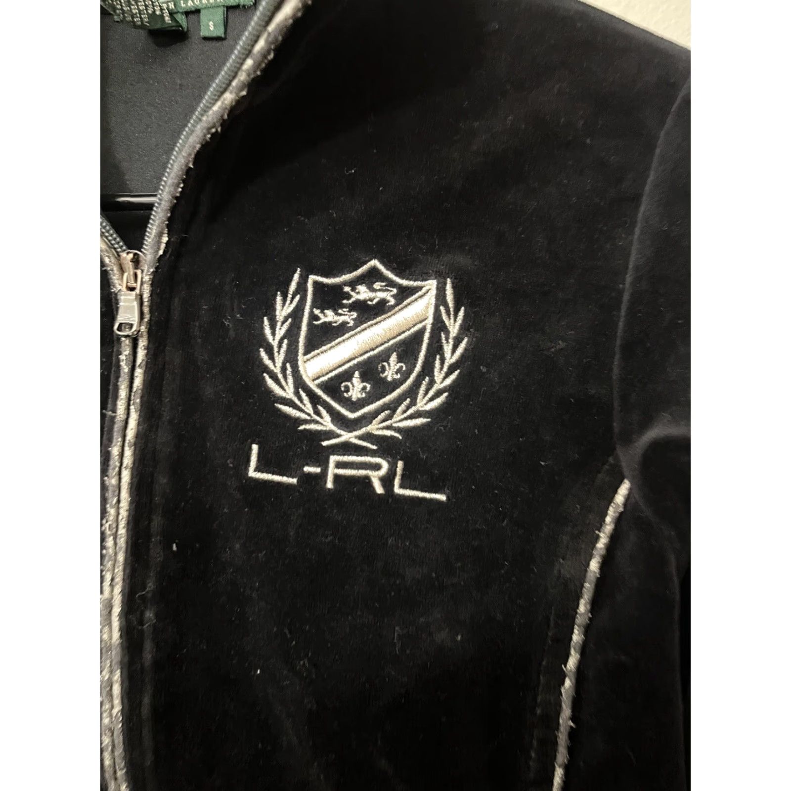 Ralph Lauren Lauren Ralph Lauren Sweater Womens Medium Velour Black Full Zip Mock Neck Size S / US 4 / IT 40 - 2 Thumbnail