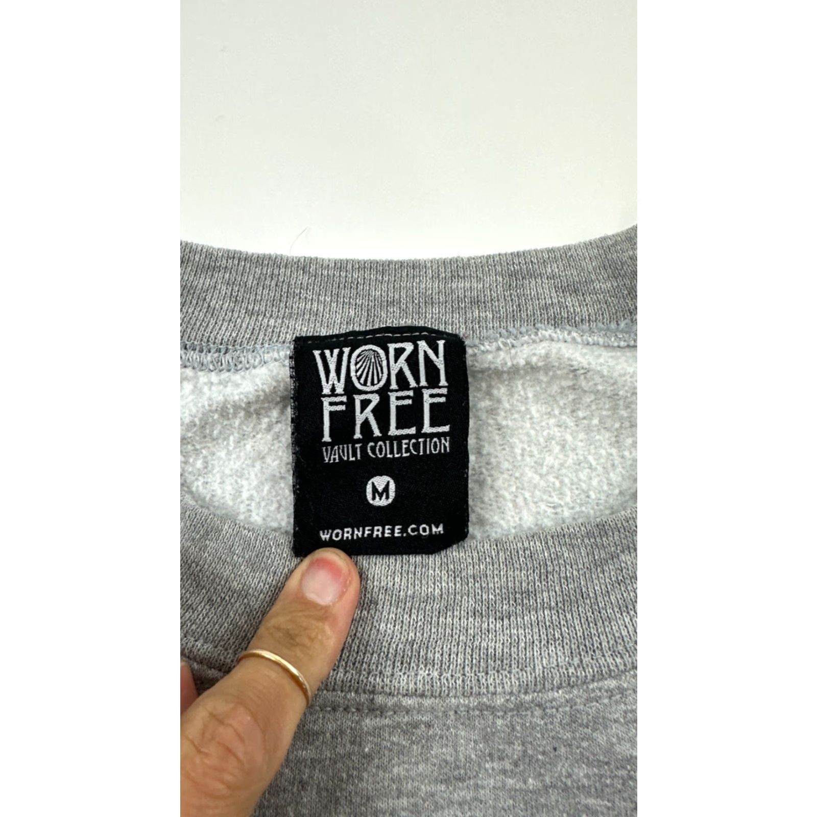Vintage Muhammad Ali Sweatshirt Men M Gray Graphic Print Heavyweight Pullover Crew Neck Long Sleeve Fitness Gym Running Fall Winter Mens Size US M / EU 48-50 / 2 - 4 Thumbnail