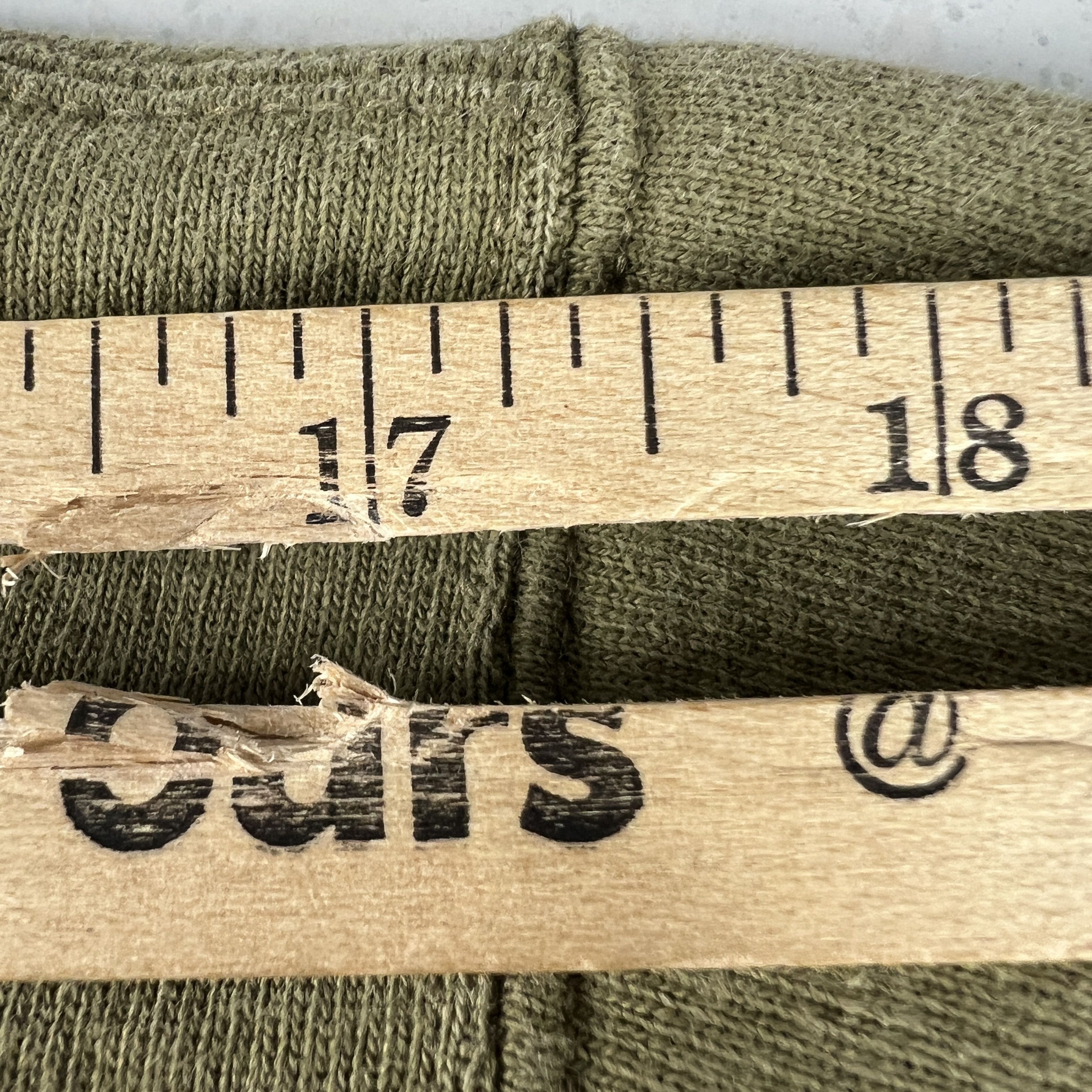 Champion Y2K Champion Sweatshirt Faded Embroidered Logo Crewneck Size US M / EU 48-50 / 2 - 13 Thumbnail
