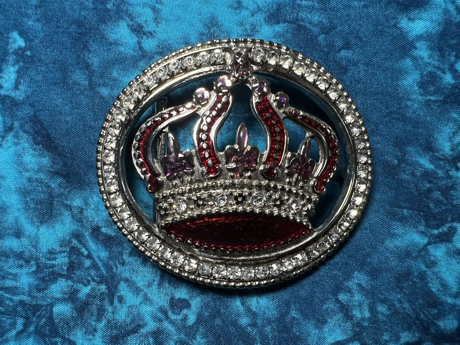 Vintage Y2K Vintage princess crown buckle leather belt Size ONE SIZE - 2 Thumbnail