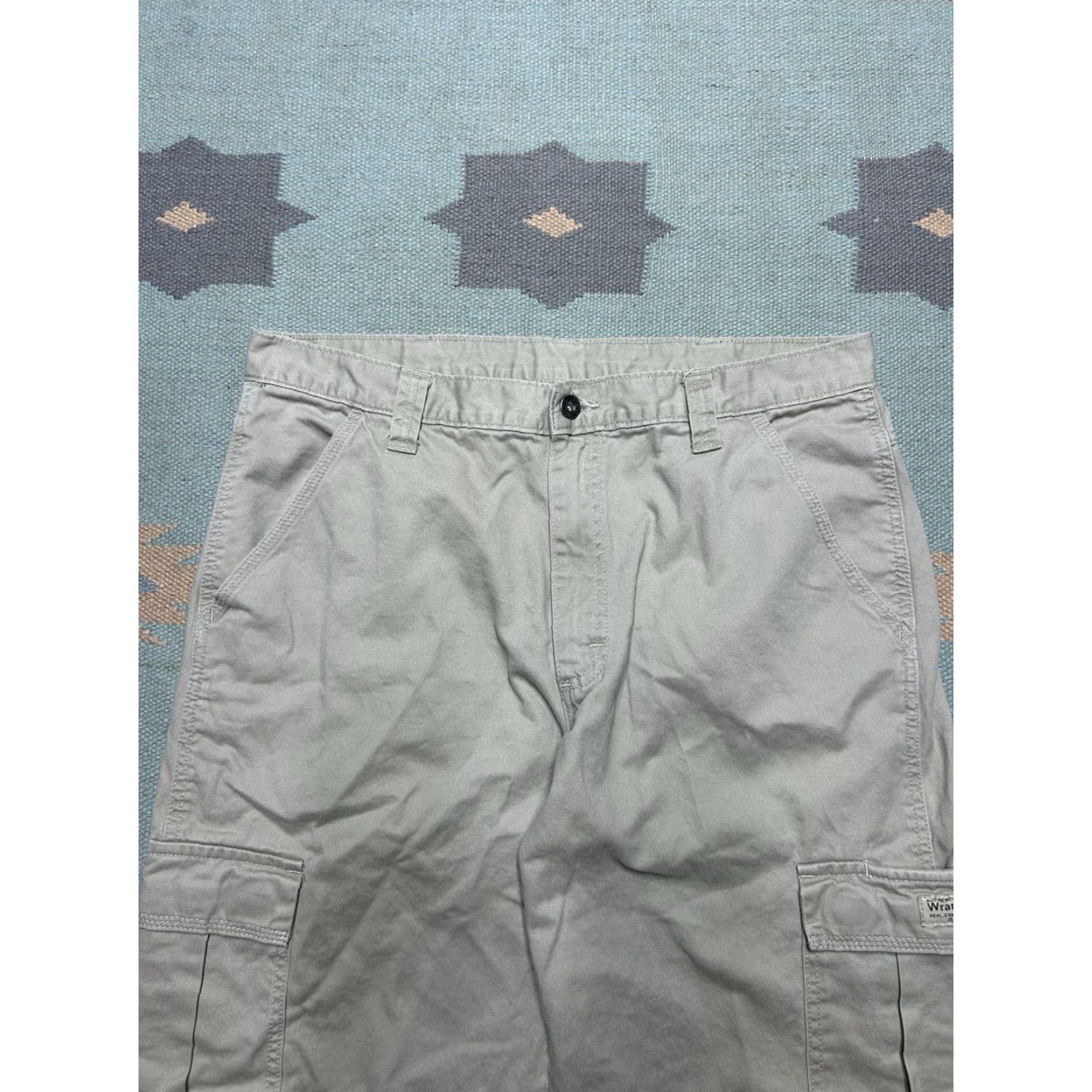 Wrangler VINTAGE Wrangler Cargo Pants Wide-Leg Beig e Hiking 35x29 Mens Pants Size US 35 - 4 Thumbnail