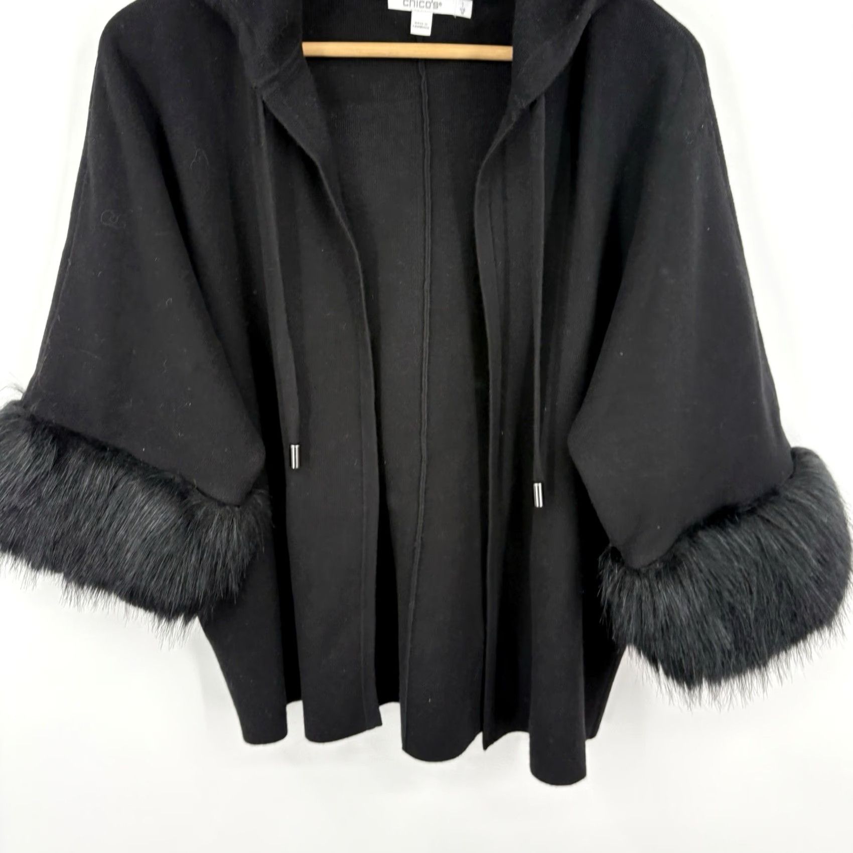 Vintage Chicos Sweater 1 Medium Faux Fur Quiet Luxury Soft Capsule Minimalist Hooded Size M / US 6-8 / IT 42-44 - 5 Thumbnail