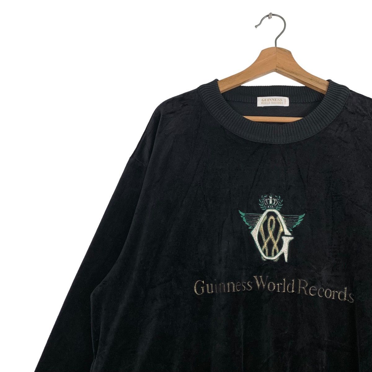 Vintage GUINNESS WORLD RECORDS Big Logo Velvet Sweater #0381-C18 Size US L / EU 52-54 / 3 - 6 Thumbnail