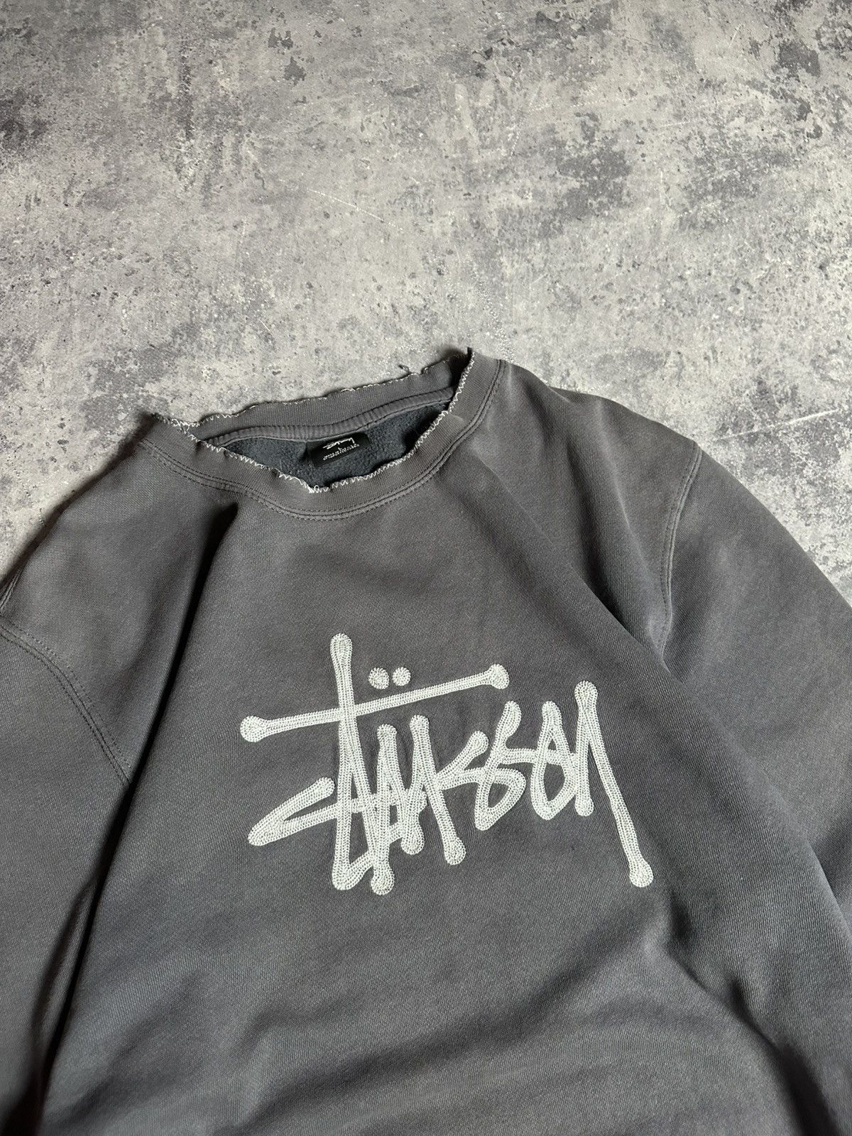 Stussy Y2K Made in USA Stussy Crewneck Pullover Logo Grey Size US L / EU 52-54 / 3 - 3 Thumbnail
