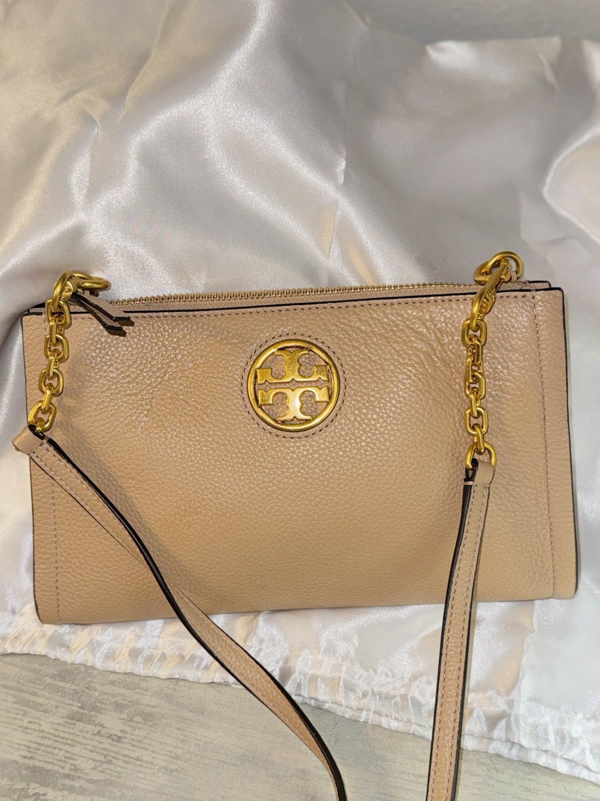 Tory Burch Tory Burch Carson Zip Top Crossbody Bag cream crossbody bag Size ONE SIZE - 3 Thumbnail