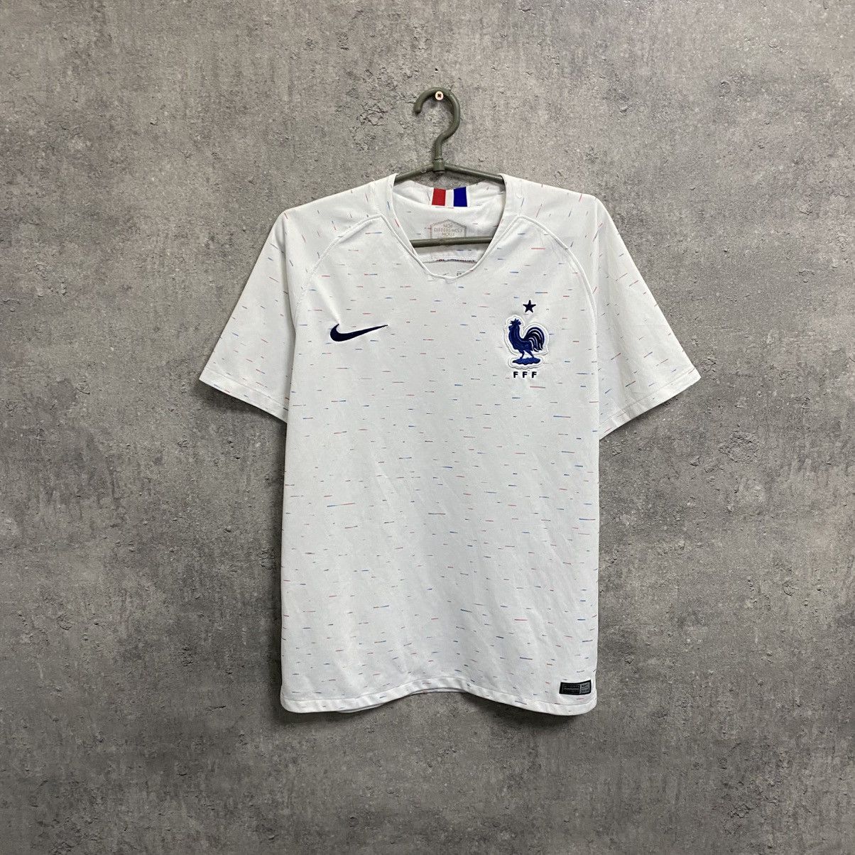 Nike Nike France 2018 World Cup Away Soccer Jersey Shirt Kit Hype Size US M / EU 48-50 / 2 - 1 Thumbnail