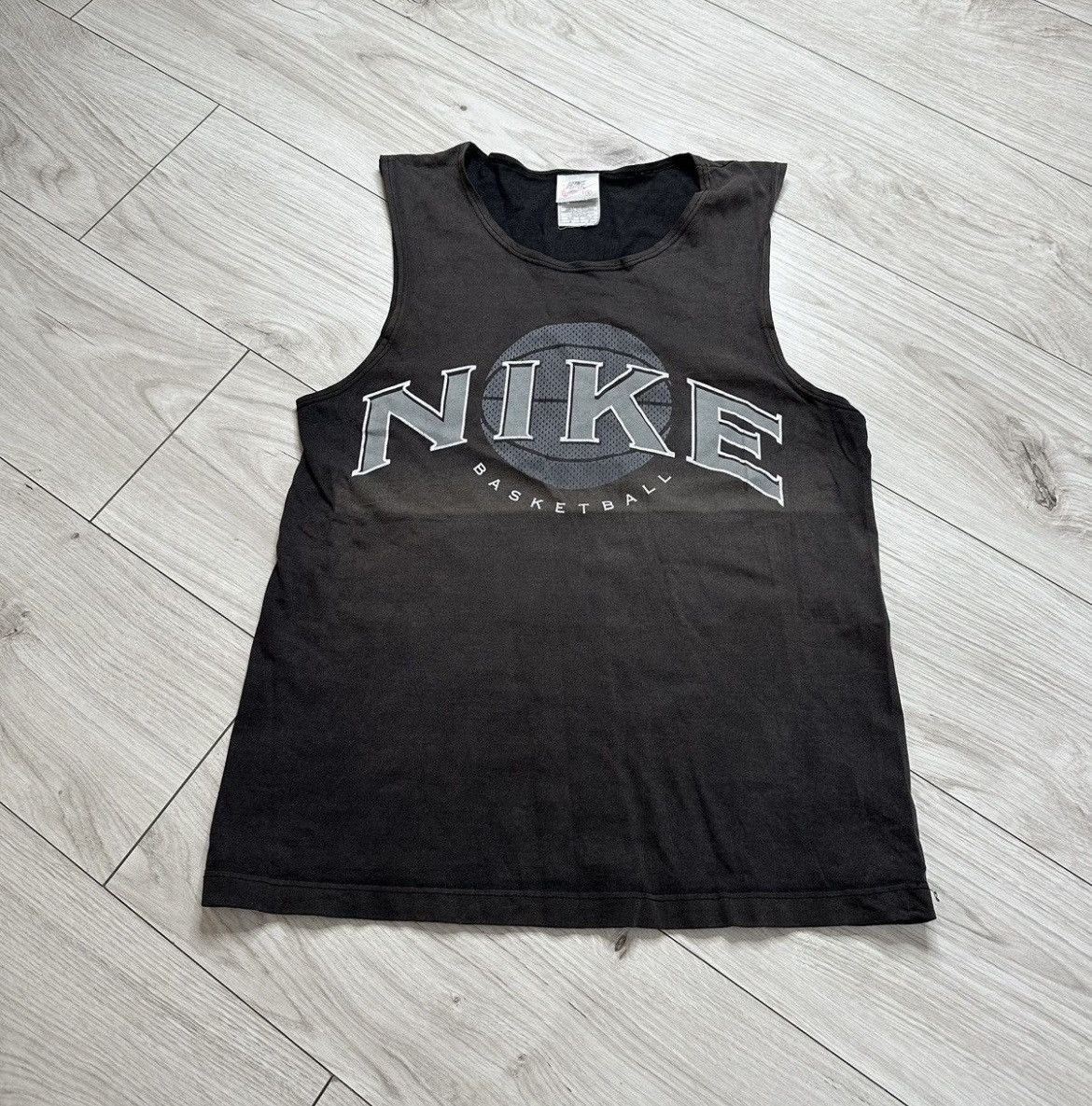 Nike × Stussy × Vintage NIKE 90s Graphic Distressed Trashed Central Logo T-shirt S Size US S / EU 44-46 / 1 - 1 Thumbnail