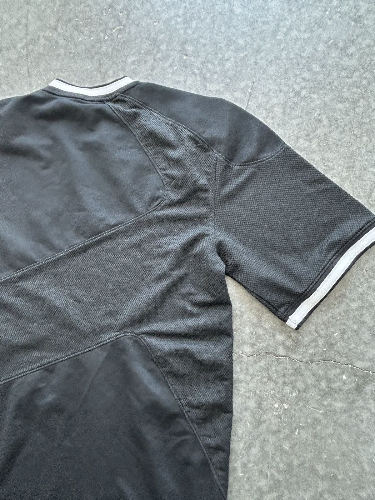Jordan Brand Vintage Y2K Air Jordan Jersey 20th Anniversary Size US XL / EU 56 / 4 - 7 Thumbnail