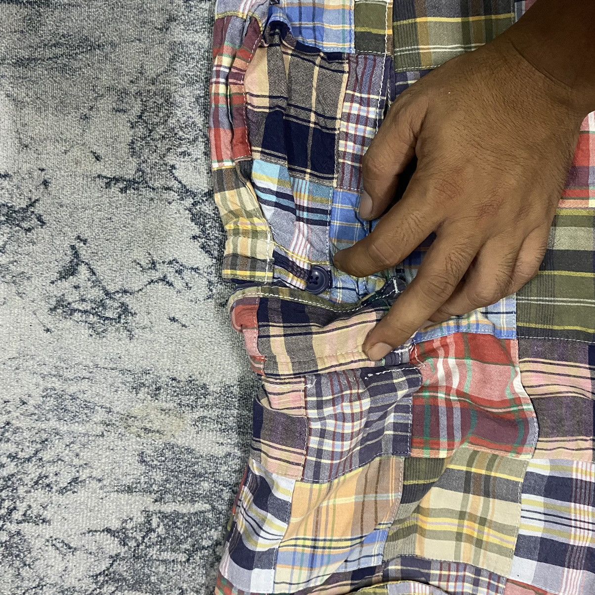 Gap × Japanese Brand × Vintage Vintage Gap Patchwork Checked Board Plaid Cargo Short Size US 29 - 8 Thumbnail