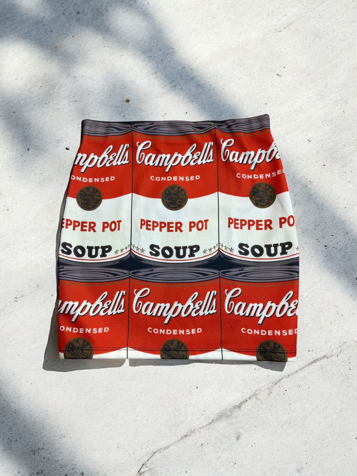 Vintage Skirt with a print of Andy Warhol's Campbell's Soup Cans Size 26" / US 2 / IT 38 - 1 Thumbnail