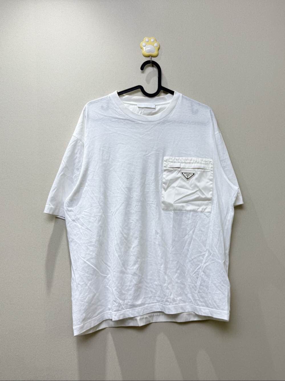 Prada Prada Pocket Logo T-Shirt Size L Size US L / EU 52-54 / 3 - 1 Thumbnail