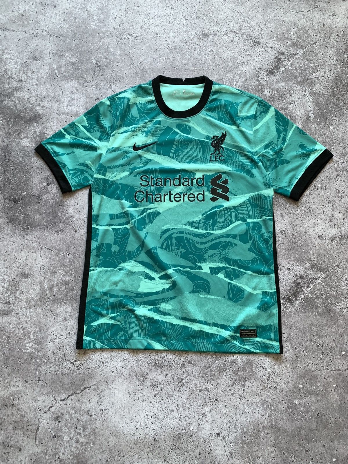 Nike 🔥NIKE LIVERPOOL 2020/21 AWAY FOOTBALL JERSEY SOCCER BLOCKCOR Size US M / EU 48-50 / 2 - 2 Thumbnail