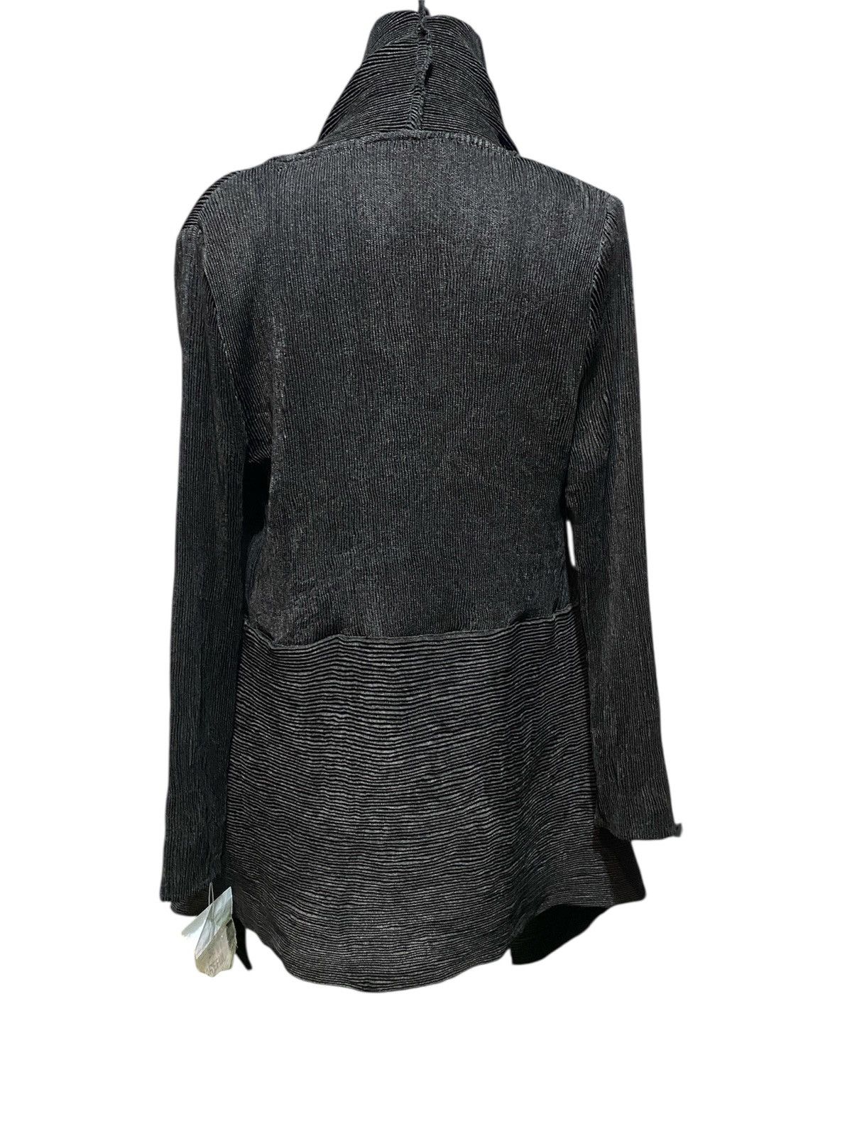Japanese Brand × Pleats Please Issey Miyake × Yasuyuki Ishii CLOAKS CRESCENT INSPRIED PLEATS PLEASE STYLE 🖤 Size US M / EU 48-50 / 2 - 4 Thumbnail