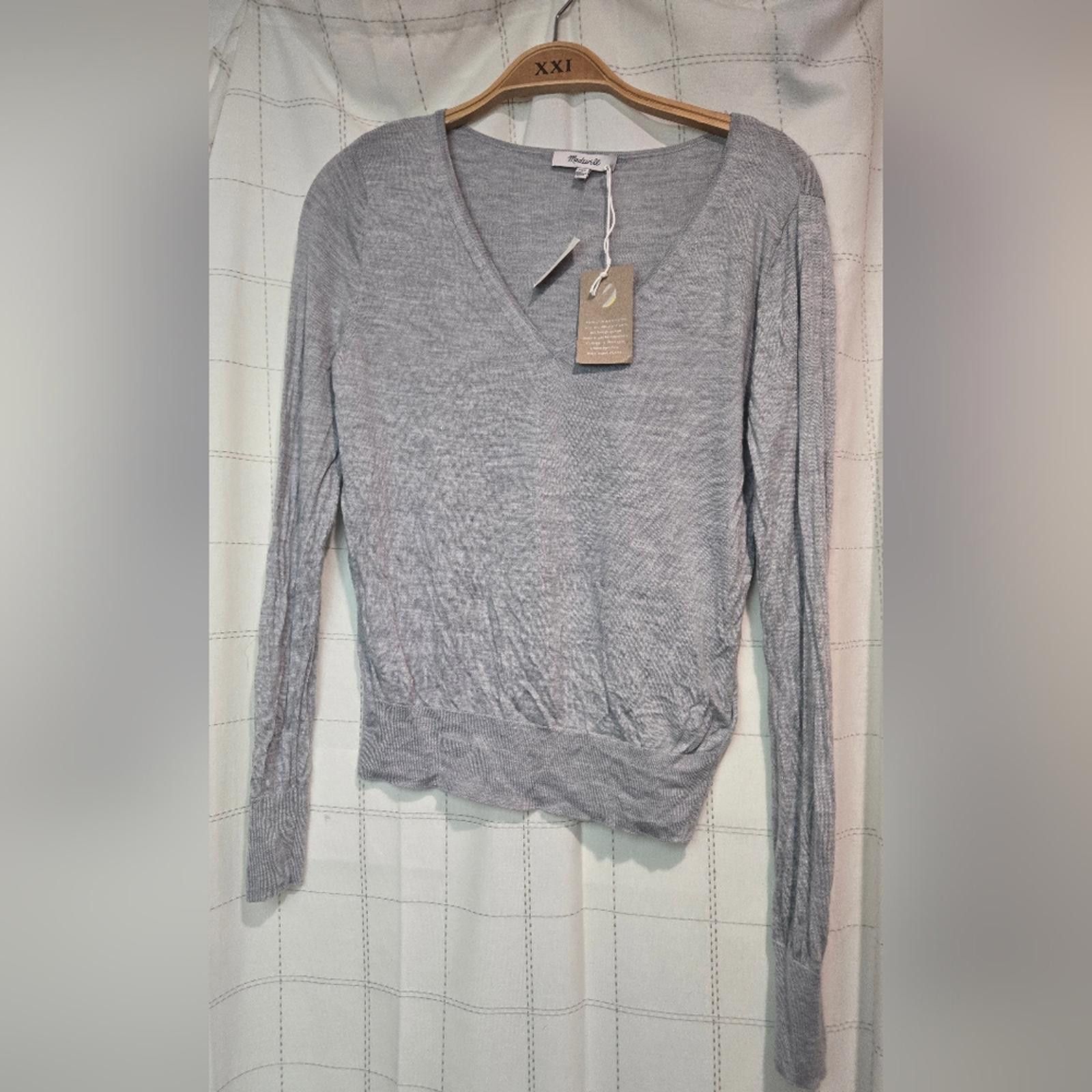 Madewell Madewell Merino Wool-Silk Blend V-Neck Sweater Size XXS / US 00 / IT 34 - 3 Thumbnail