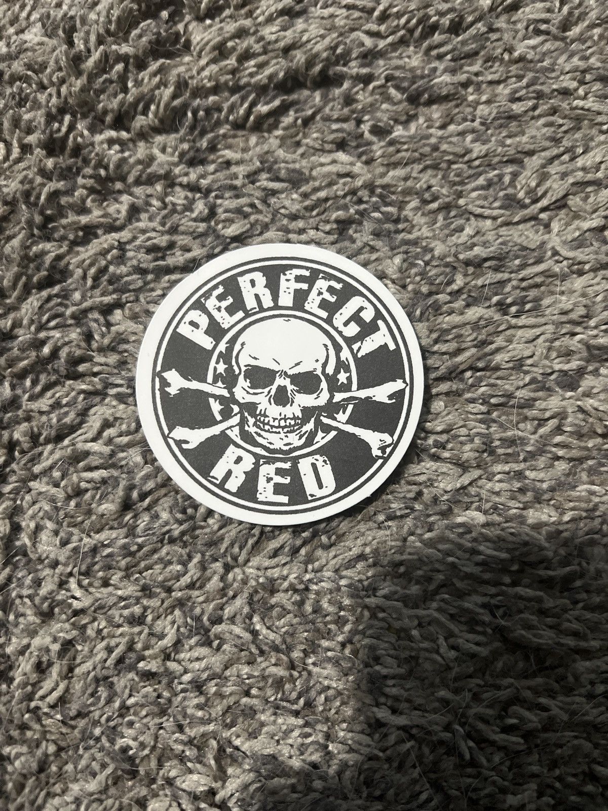 Hypebeast Perfect Red Sticker Size ONE SIZE - 1 Thumbnail