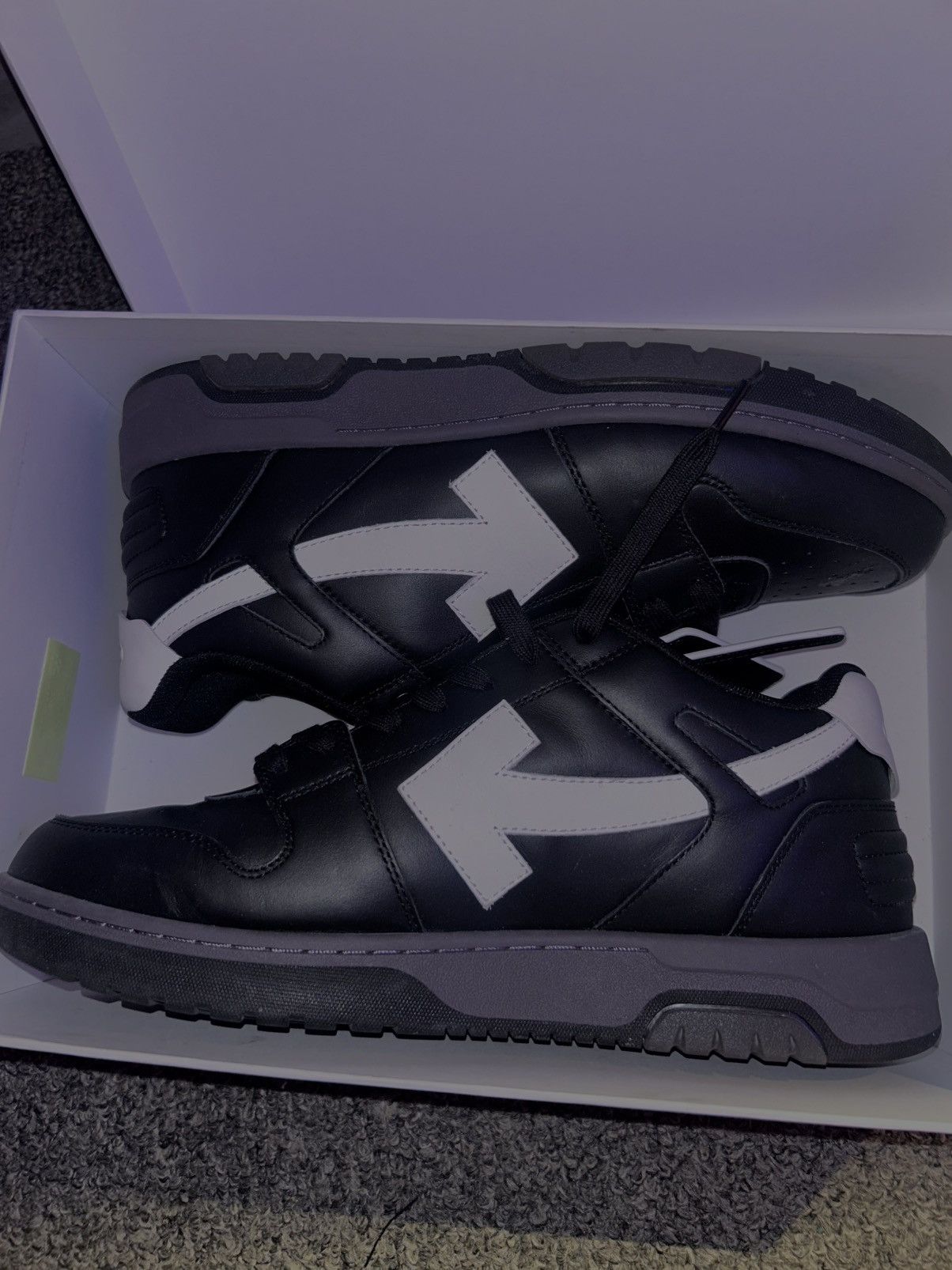 Off-White off whites Size US 12 / EU 45 - 1 Thumbnail