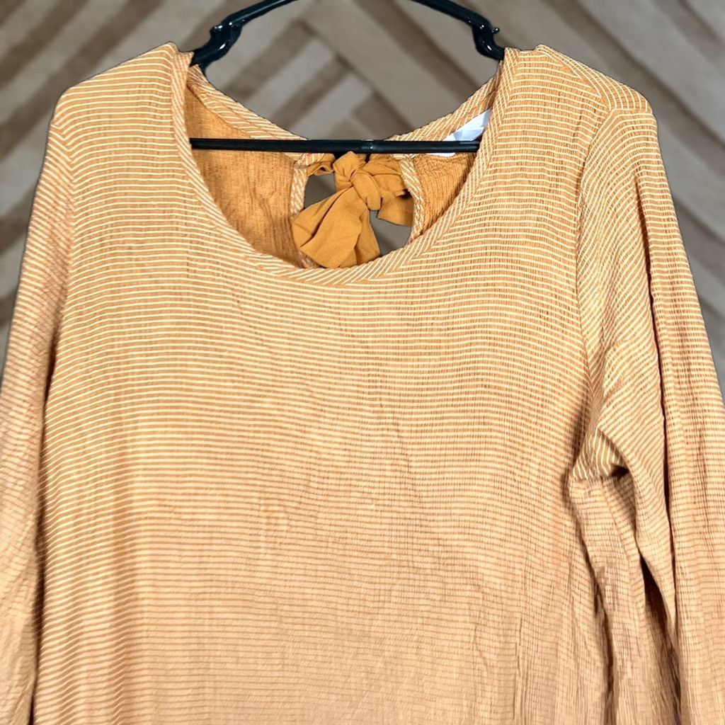 Vintage LC Lauren Conrad Blouse Yellow Striped Key Hole Back Tie Tunic L Womens" Size L / US 10 / IT 46 - 1 Thumbnail