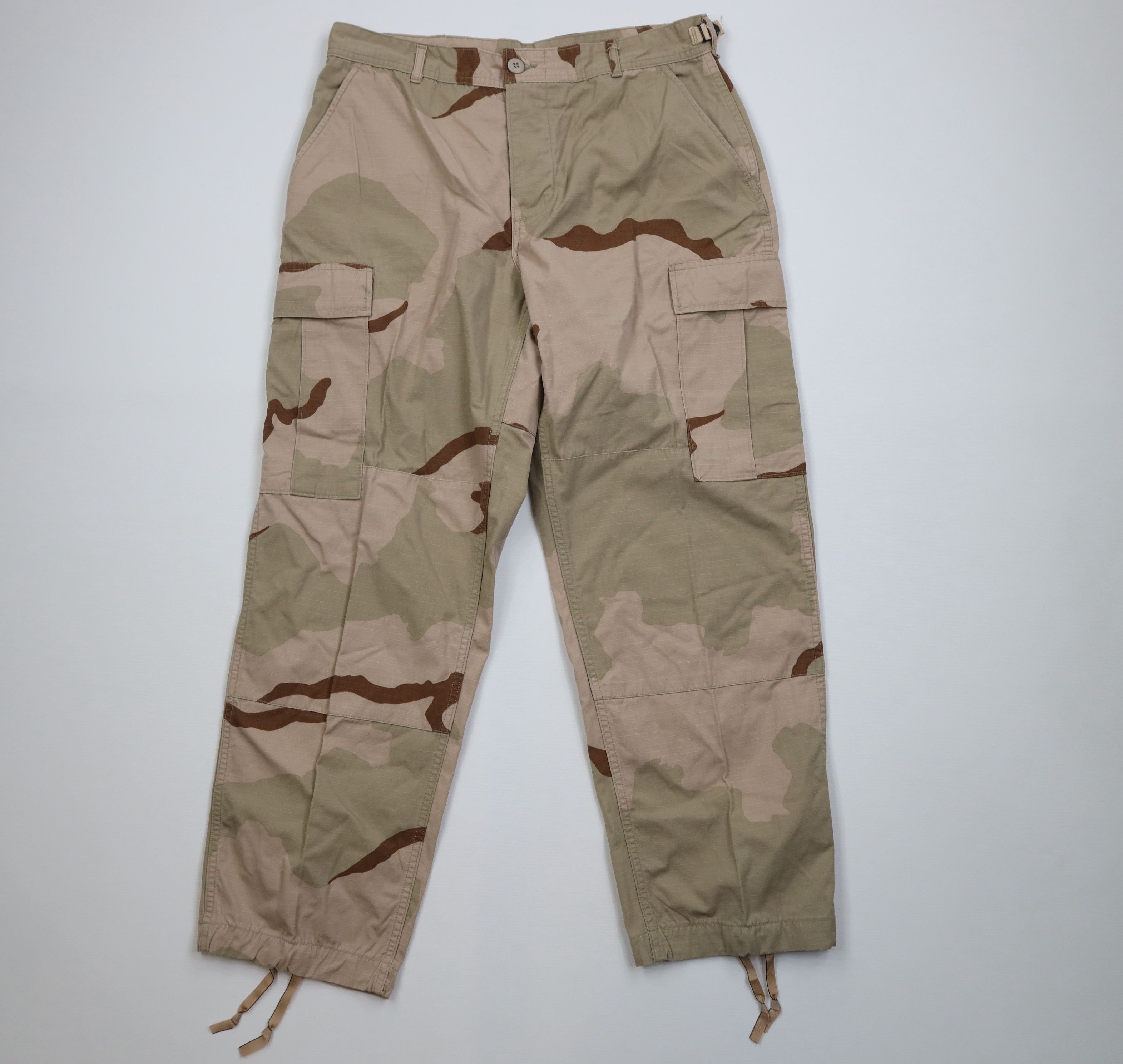 Vintage Vintage 90s USGI Poplin Desert Camouflage Cargo Pants USA Size US 34 / EU 50 - 1 Thumbnail