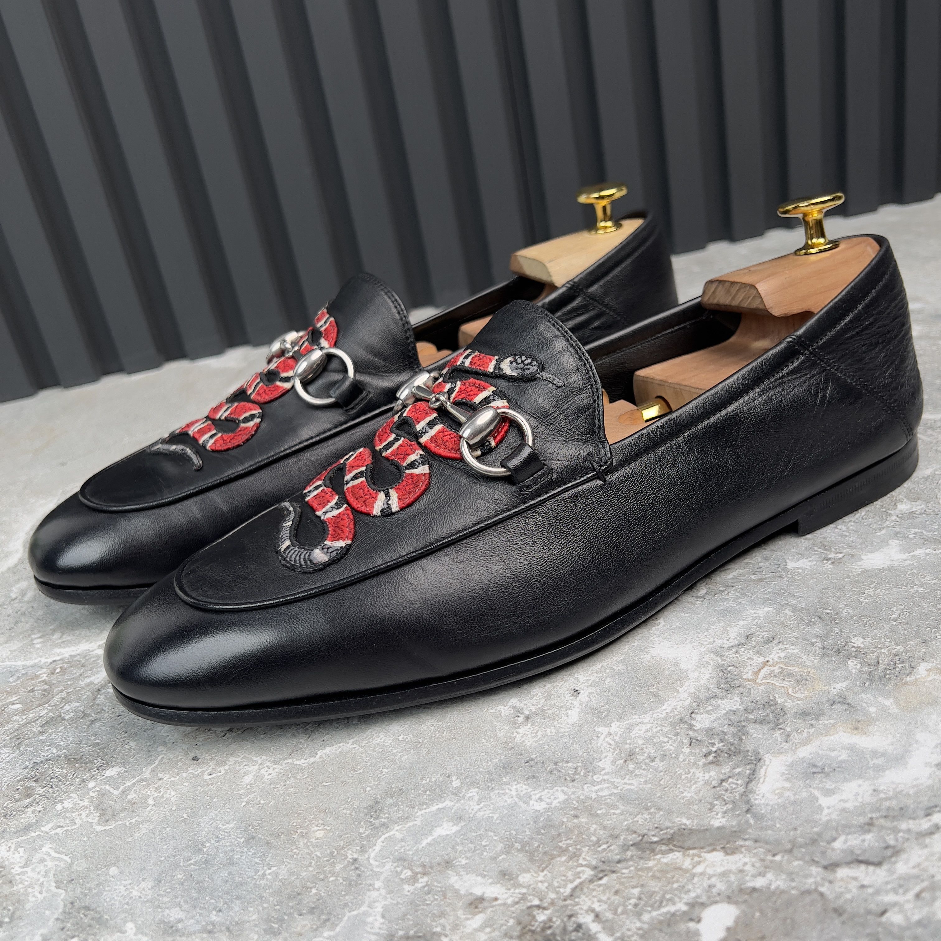 Gucci GUCCI Horsebit Jordaan Snake Collapsible Loafer Leather Size US 8.5 / EU 41-42 - 1 Thumbnail