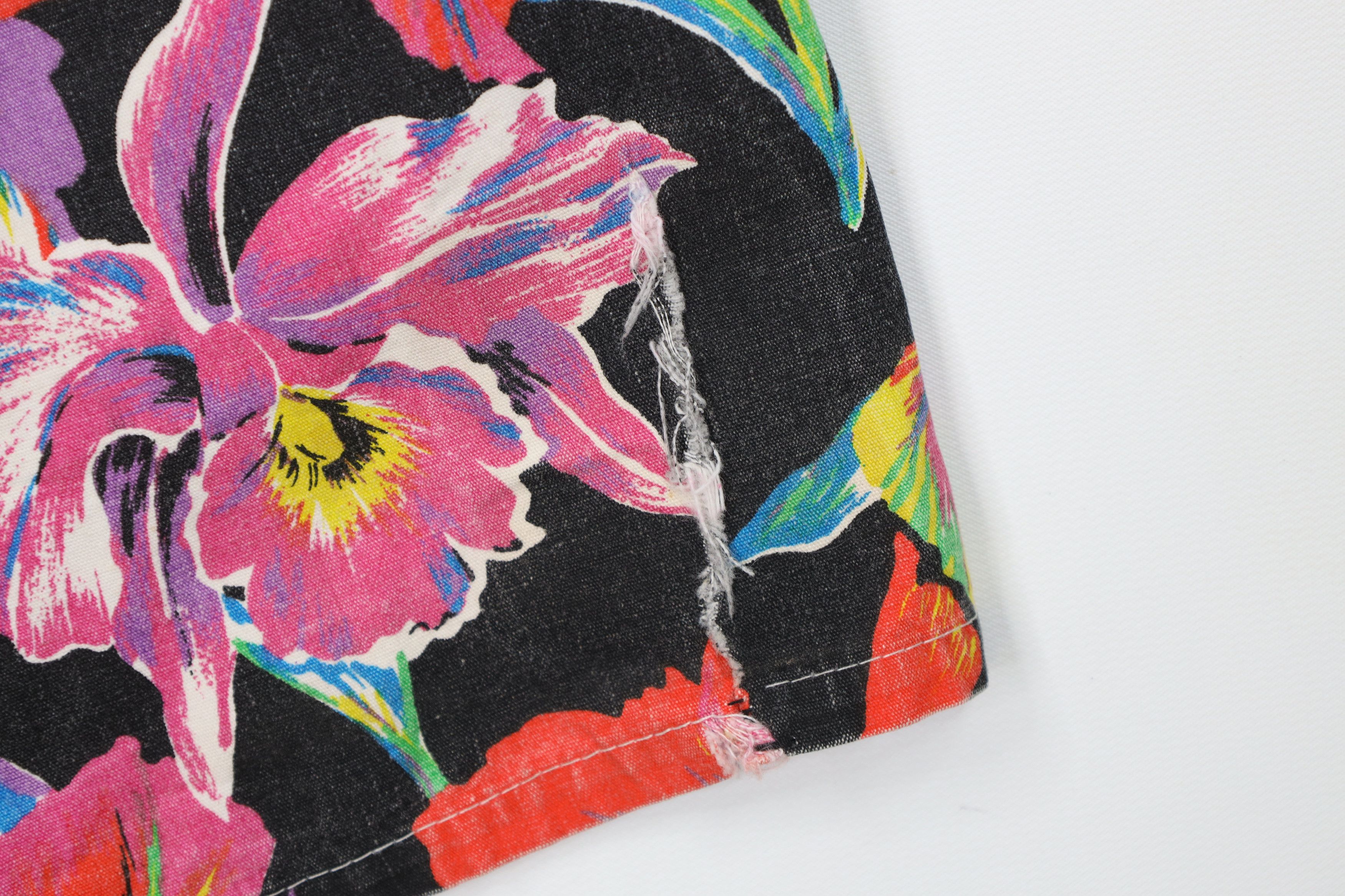 Vintage Vintage 90s Streetwear Rainbow Flower Beach Shorts USA Size 25" / US 0 / IT 36 - 5 Thumbnail