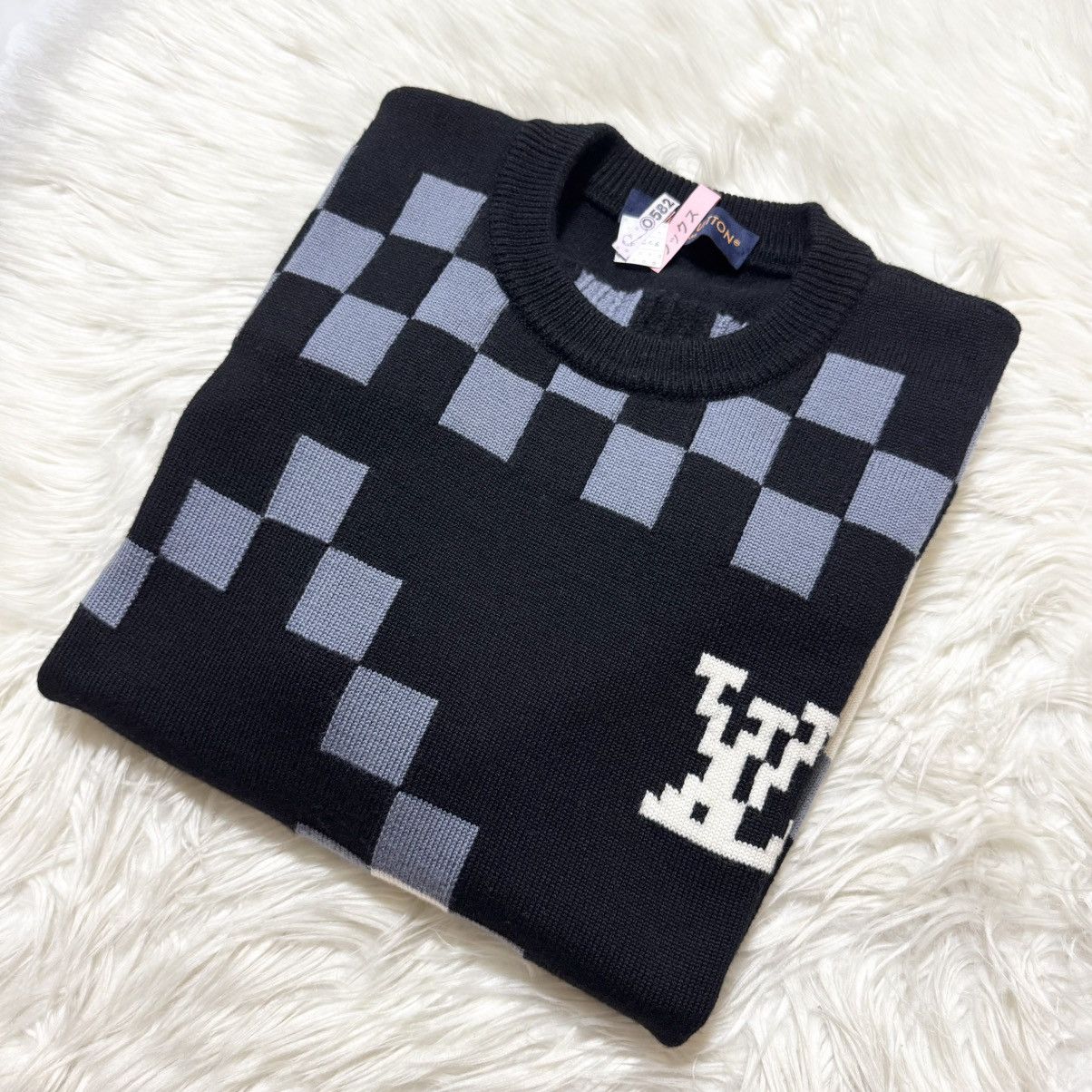 Louis Vuitton Catalog-Featured Louis Vuitton Fair Isle Macro Sweater Size US L / EU 52-54 / 3 - 9 Thumbnail