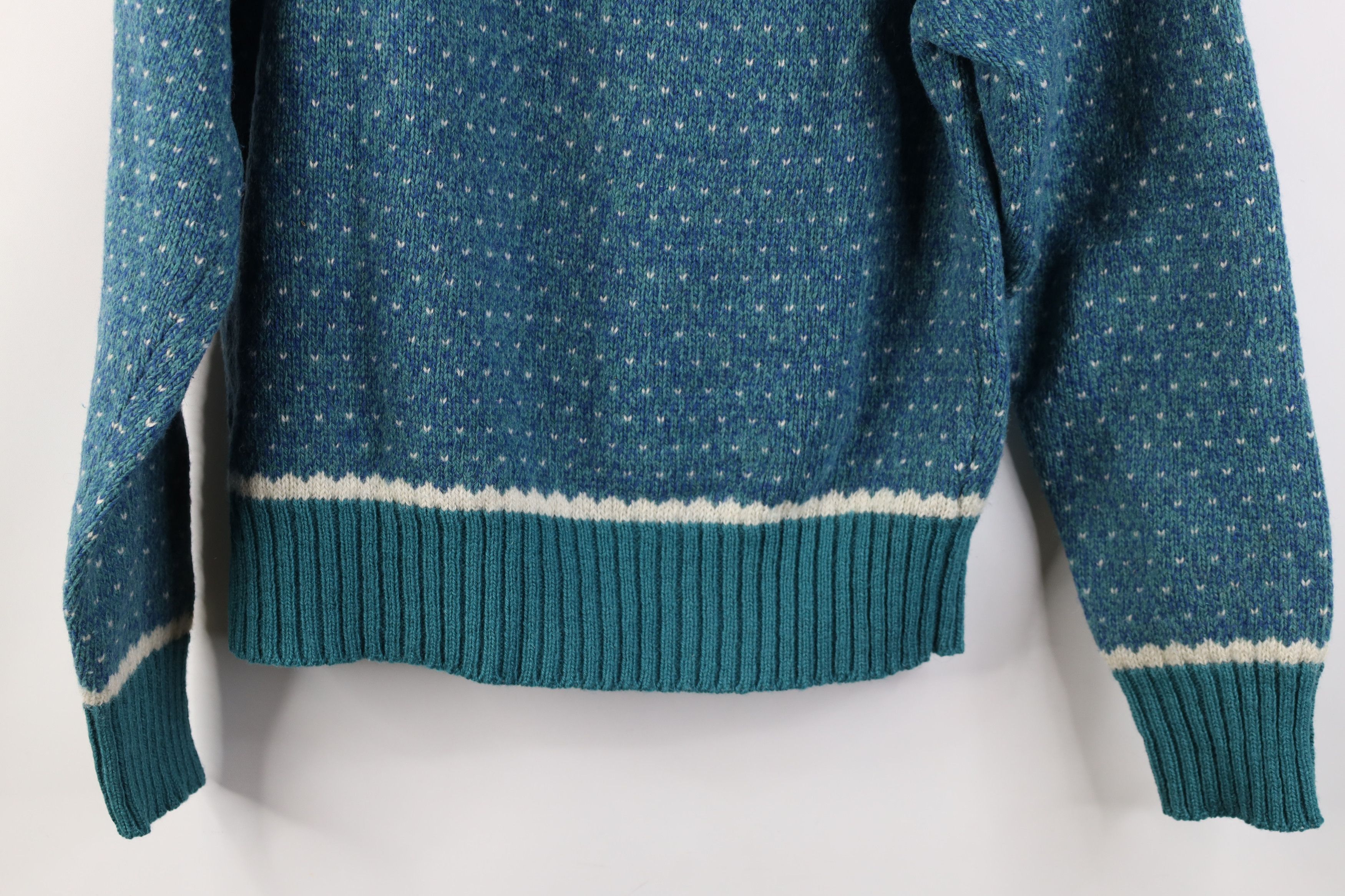 Woolrich Woolen Mills Vintage 90s Woolrich Fairy Kei Heart Fair Isle Sweater Size S / US 4 / IT 40 - 11 Thumbnail