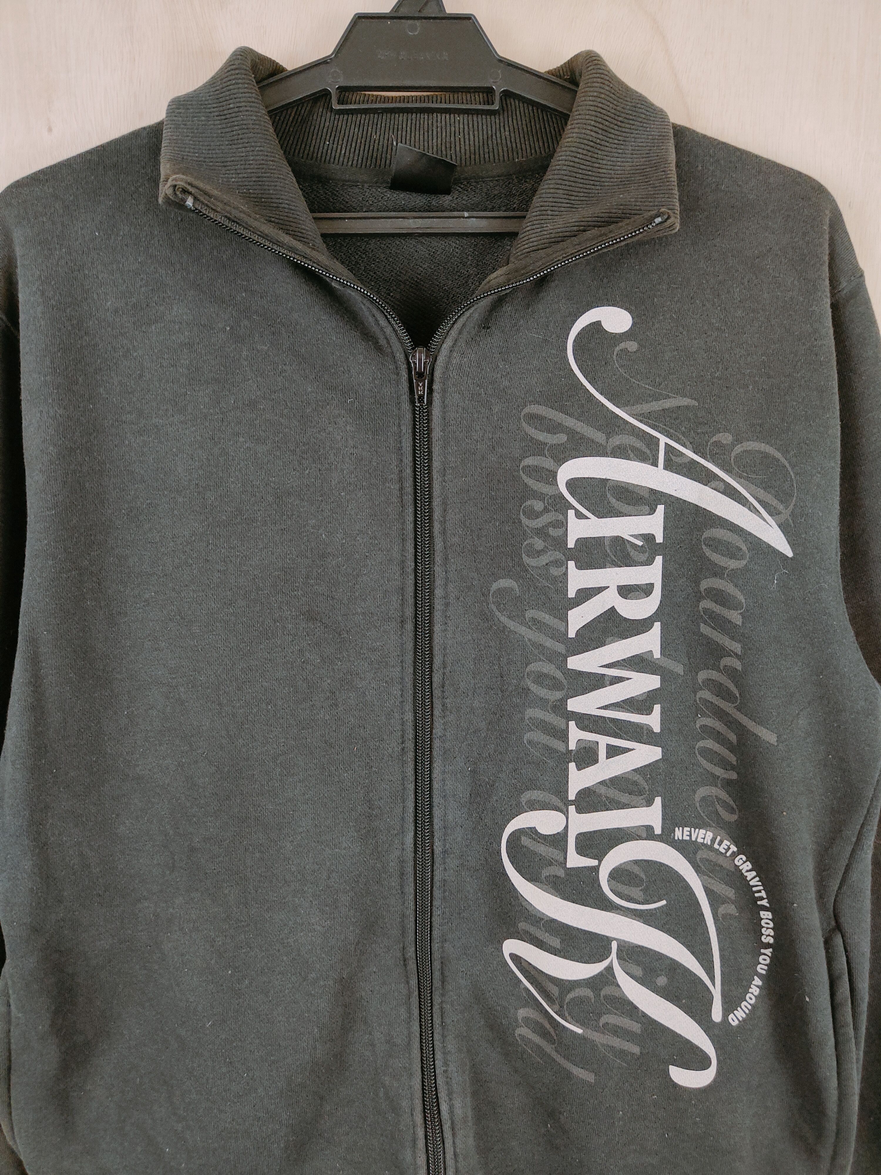 Airwalk Airwalk vintage Black Faded Sweaters #S2597 Size US M / EU 48-50 / 2 - 2 Thumbnail
