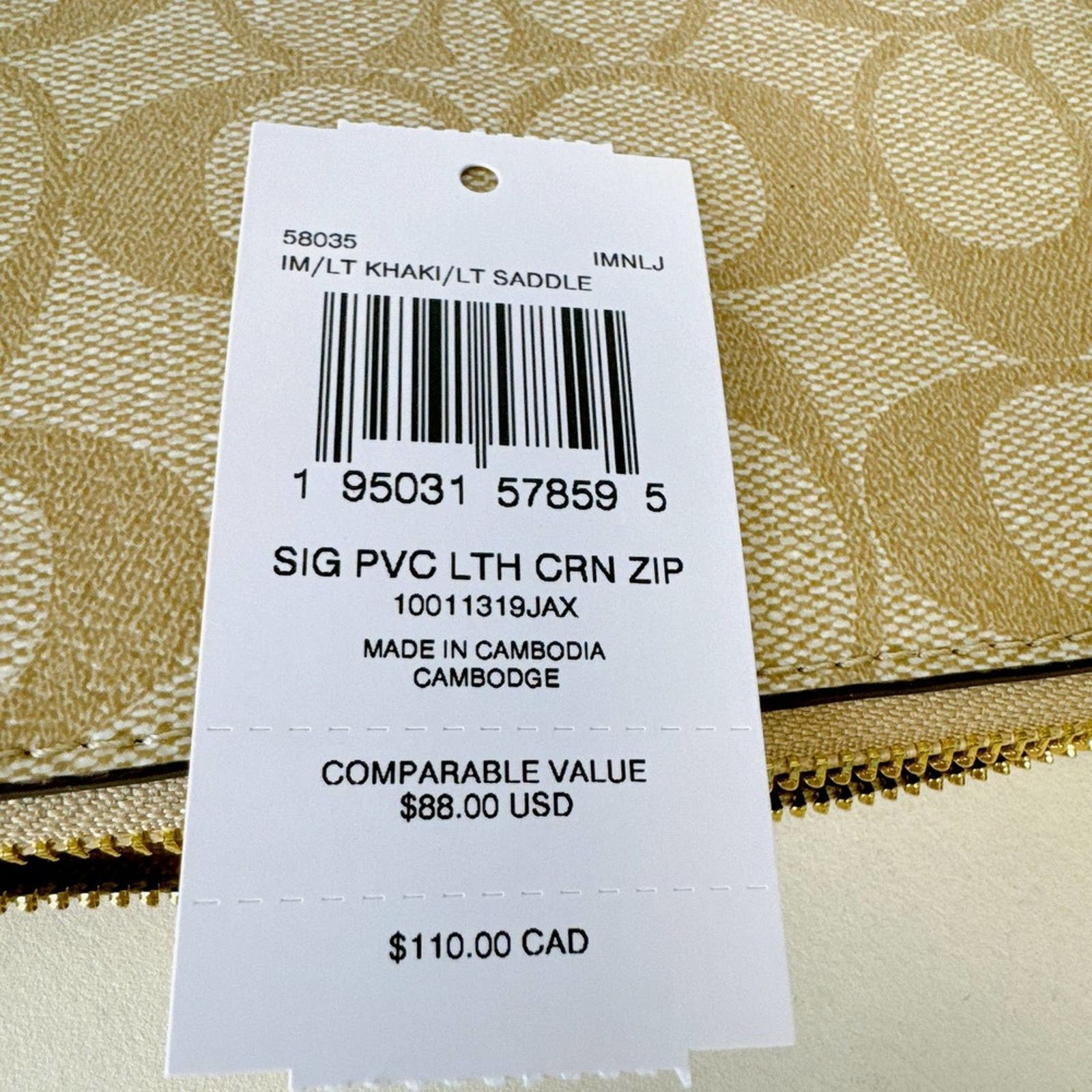 Coach Coach 58035 Corner Zip Wristlet In Signature Canvas Size ONE SIZE - 5 Thumbnail