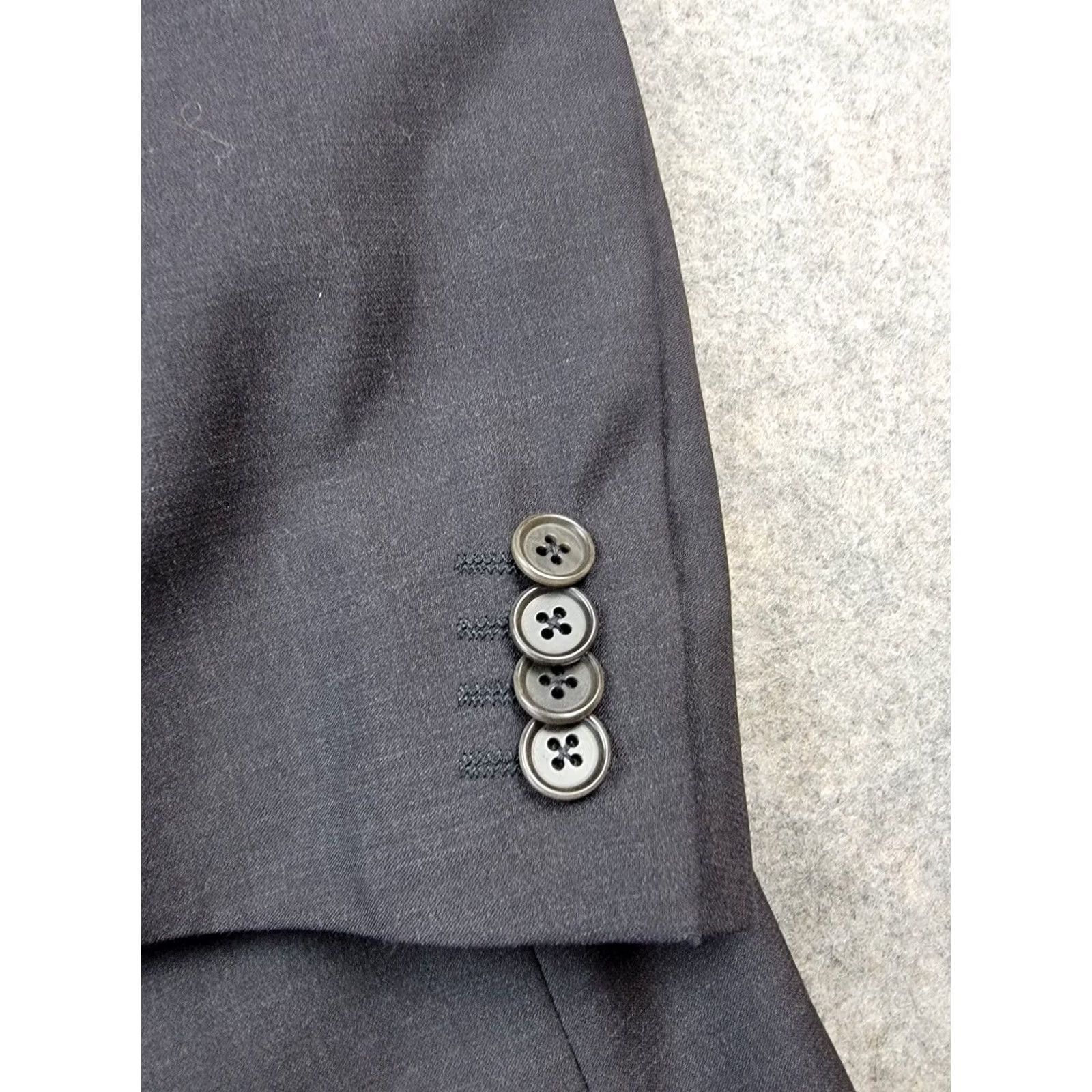 John Varvatos John Varvatos Sullivan Blazer Mens 42 Regular Gray Wool Jacket Suit Coat - Notch Lapel, Double-Vented, Two-Button Front - Dry Clean Only Size 42R - 7 Thumbnail