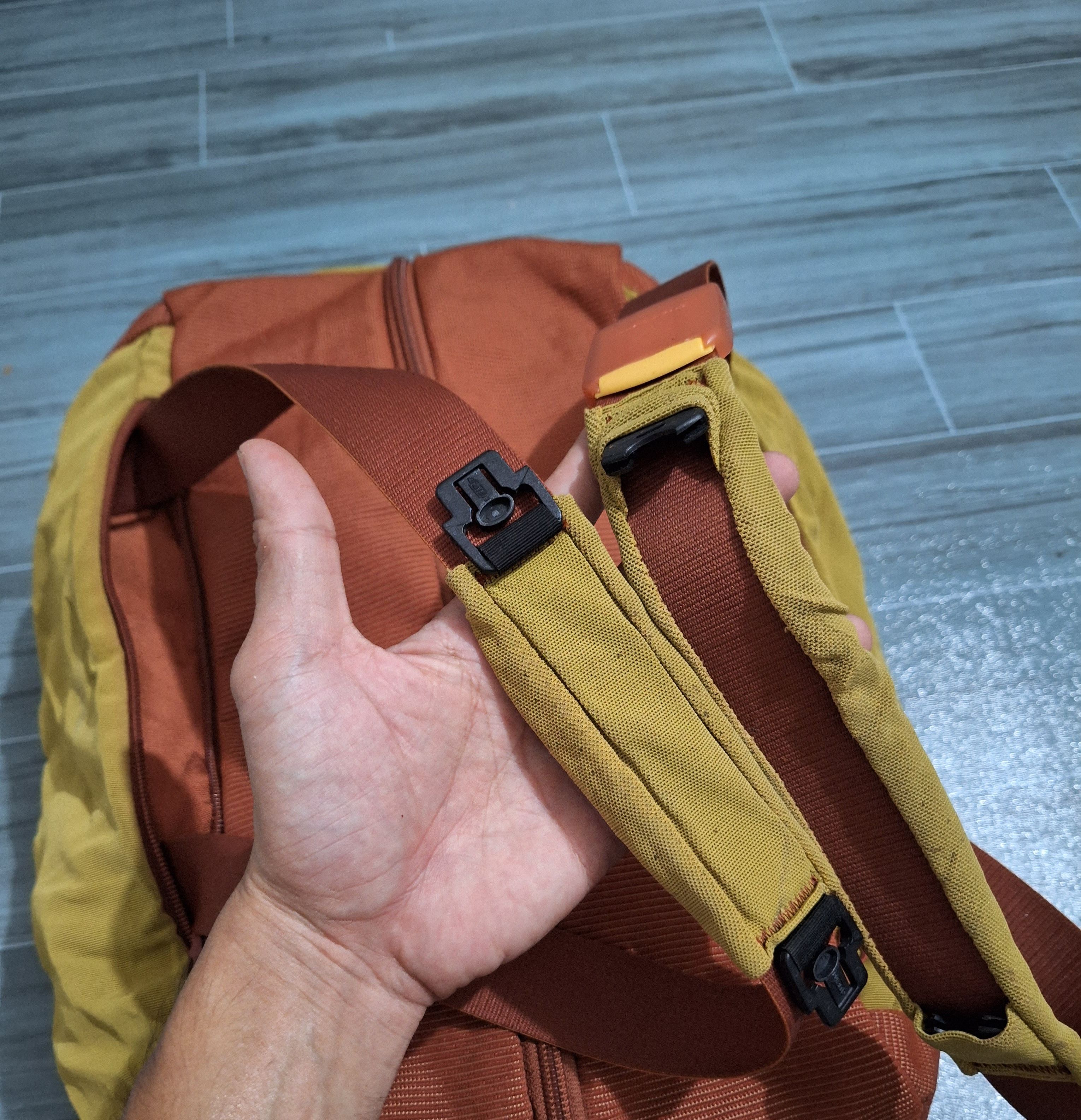 Mandarina Duck MANDARINA DUCK - 90's -Archive -3-Way Convertible Duffle Bag Size ONE SIZE - 2 Thumbnail