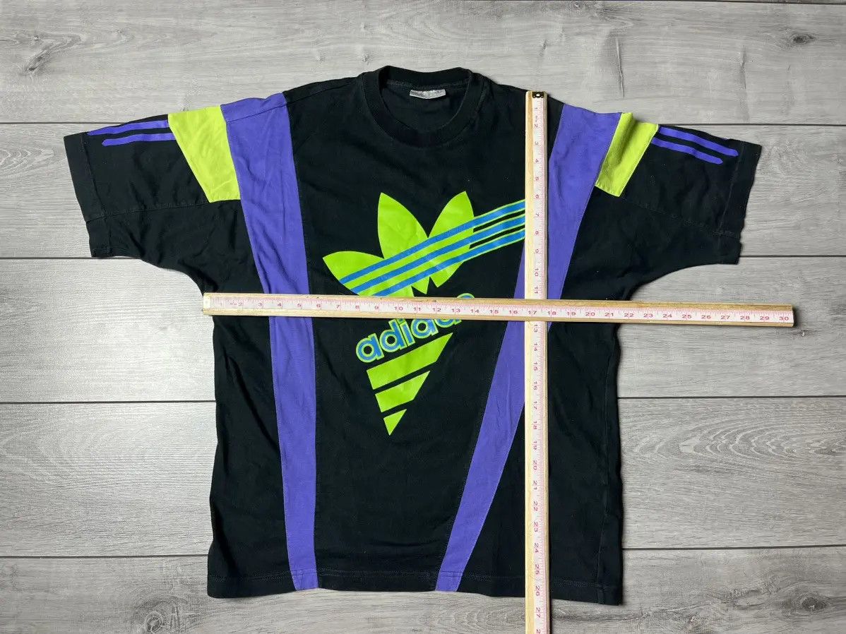Adidas Adidas T-shirt vintage size Medium Size US M / EU 48-50 / 2 - 3 Thumbnail