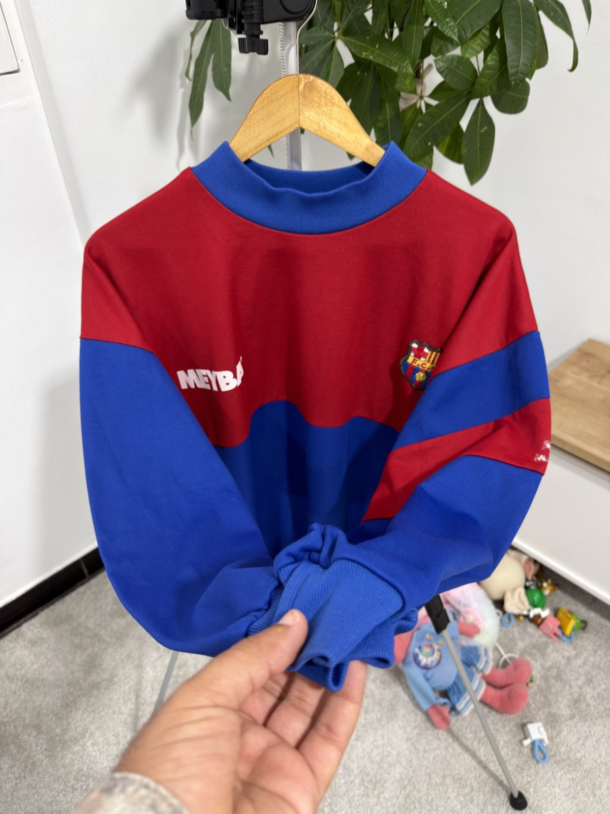 Jerzees Rare Vintage FC Barcelona Meyba Sweatshirt 80s/90s Size US L / EU 52-54 / 3 - 1 Thumbnail