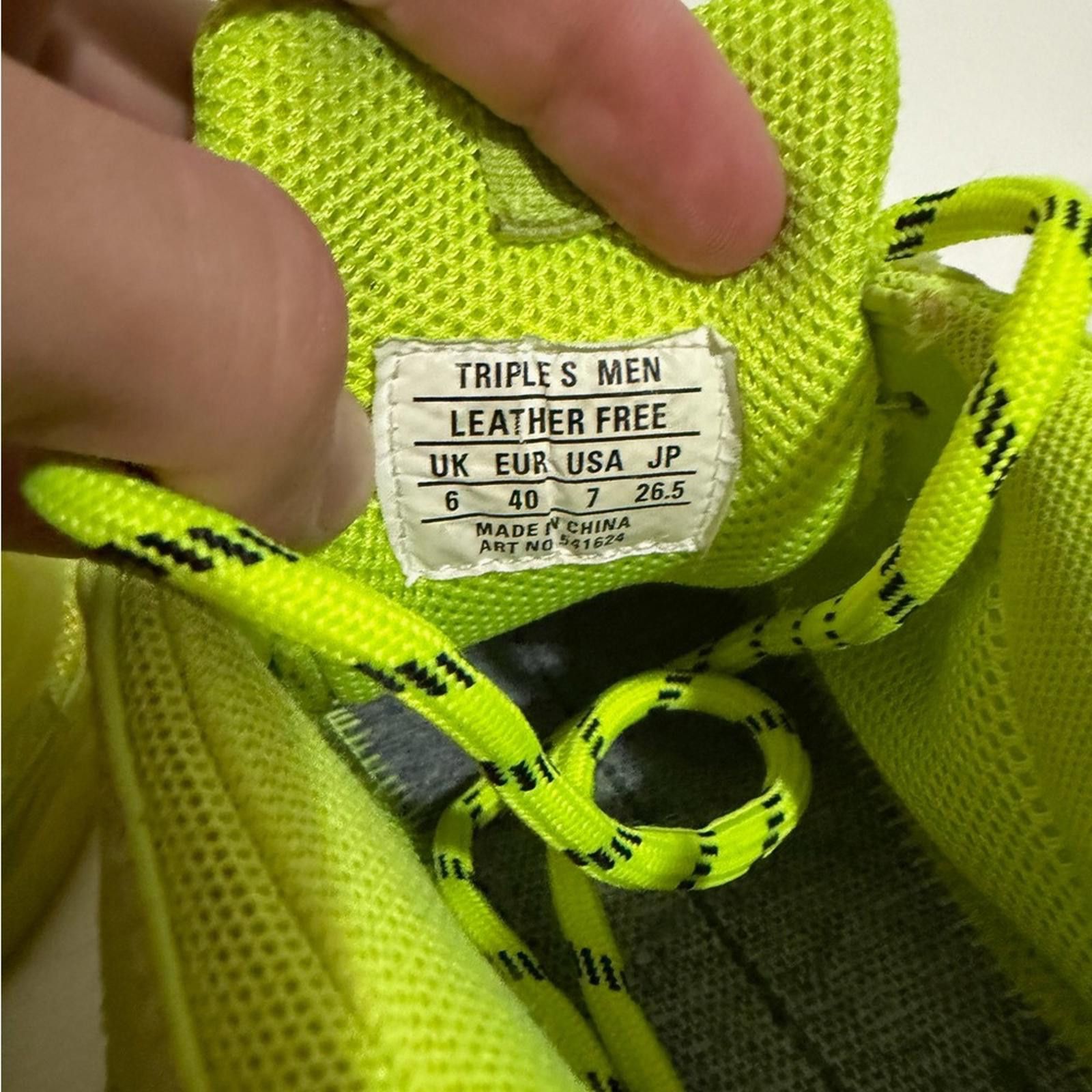 Balenciaga Balenciaga Triple S Clear Sole Sneaker Neon Green Men SZ 40 Size US 7 / EU 40 - 6 Thumbnail